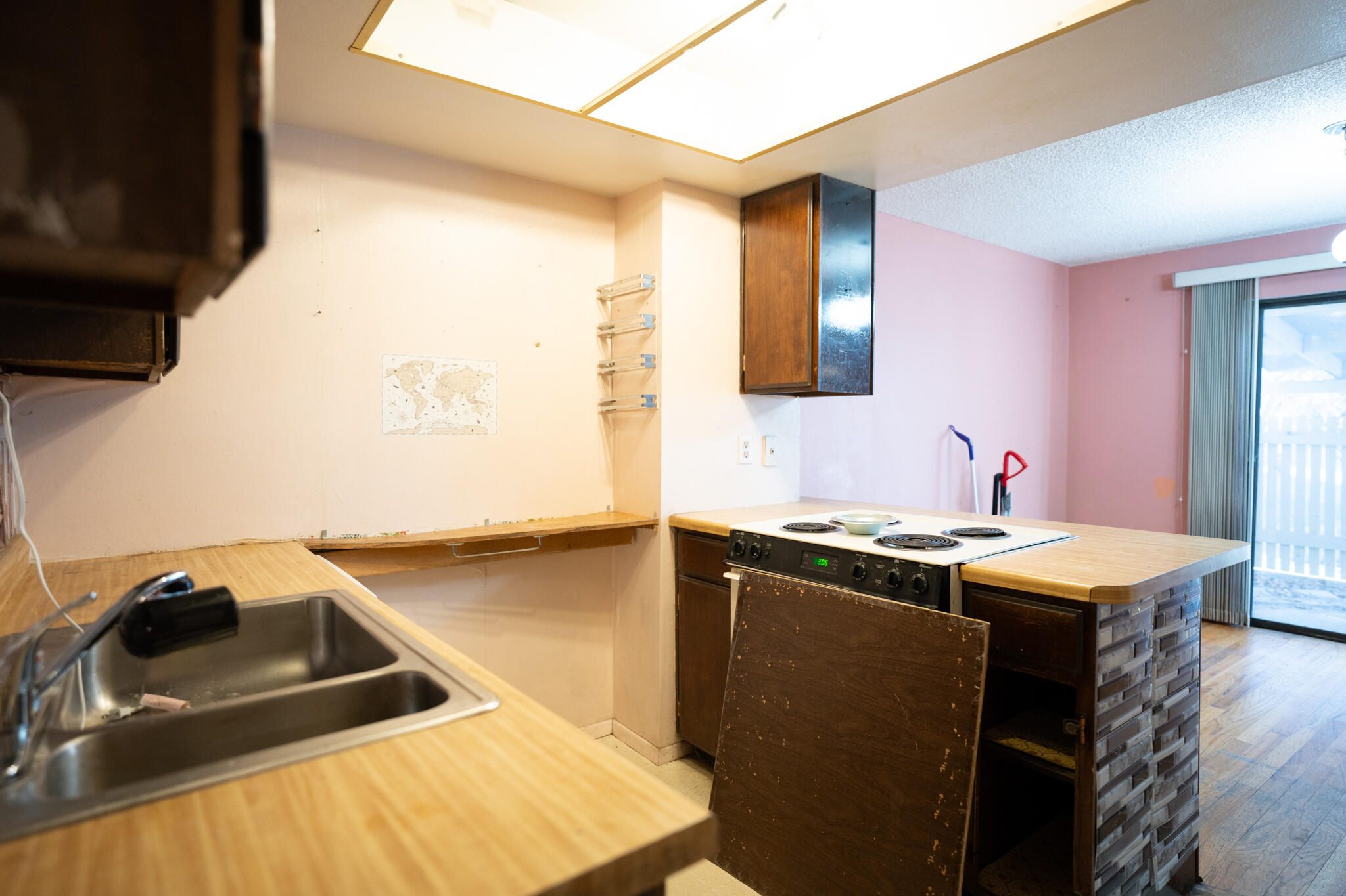 19 Lakeshore Drive NE