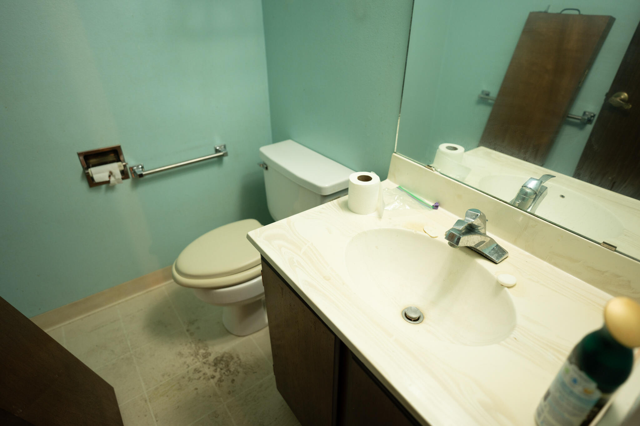 19 Lakeshore Drive NE