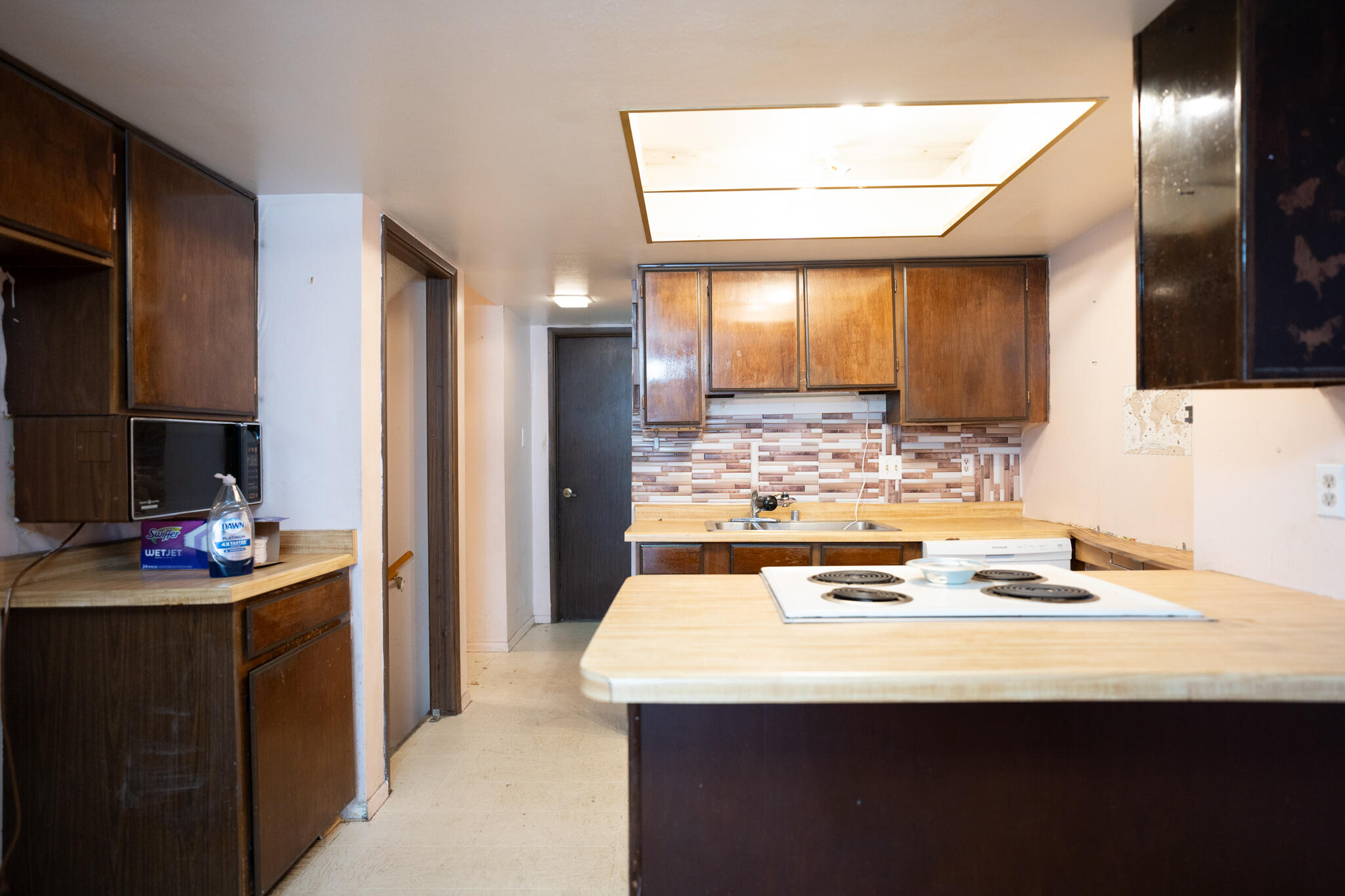 19 Lakeshore Drive NE