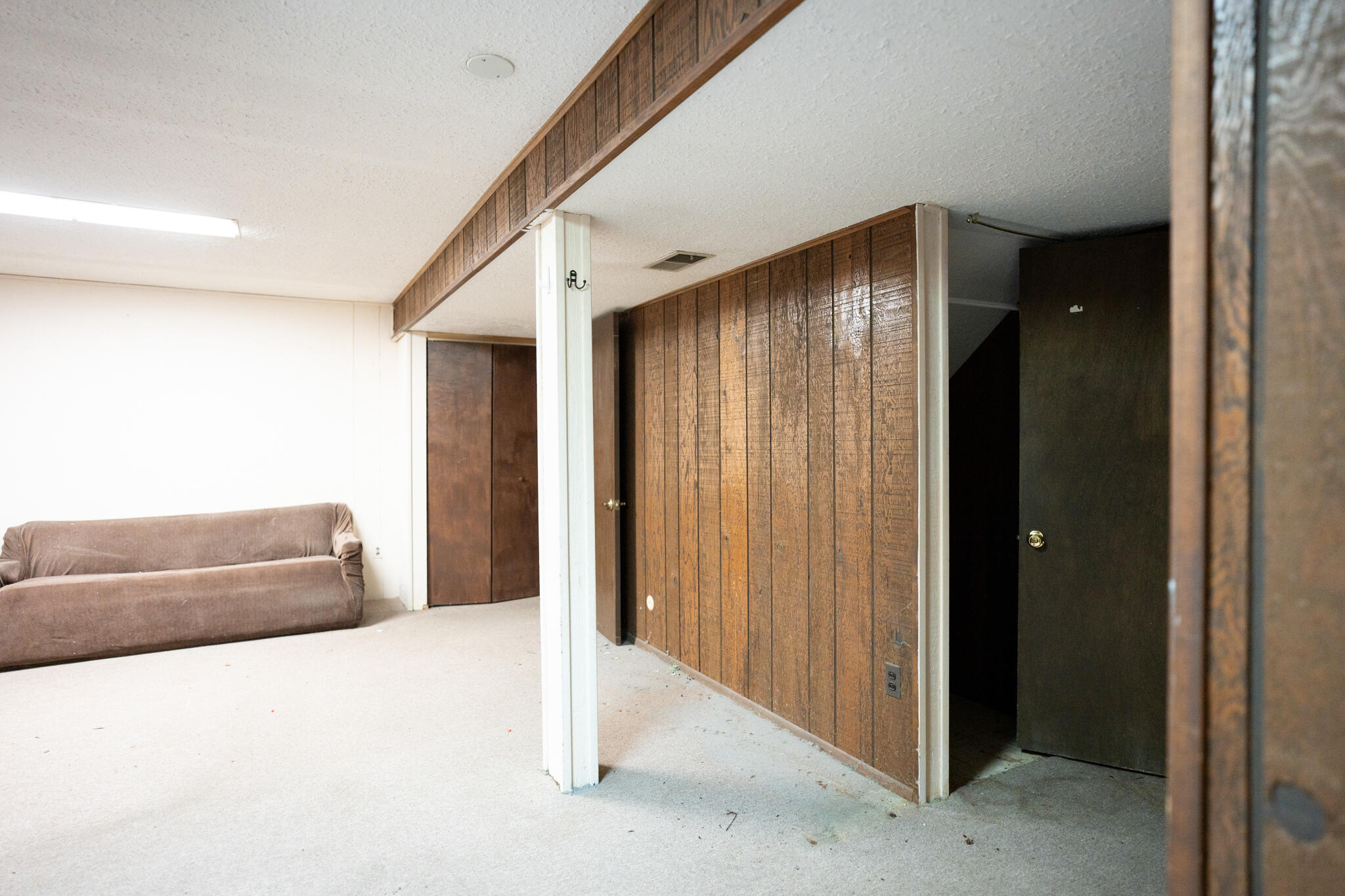 19 Lakeshore Drive NE