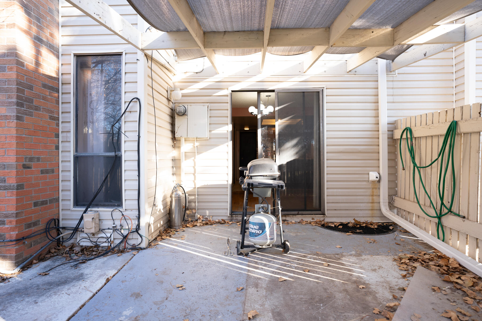 19 Lakeshore Drive NE