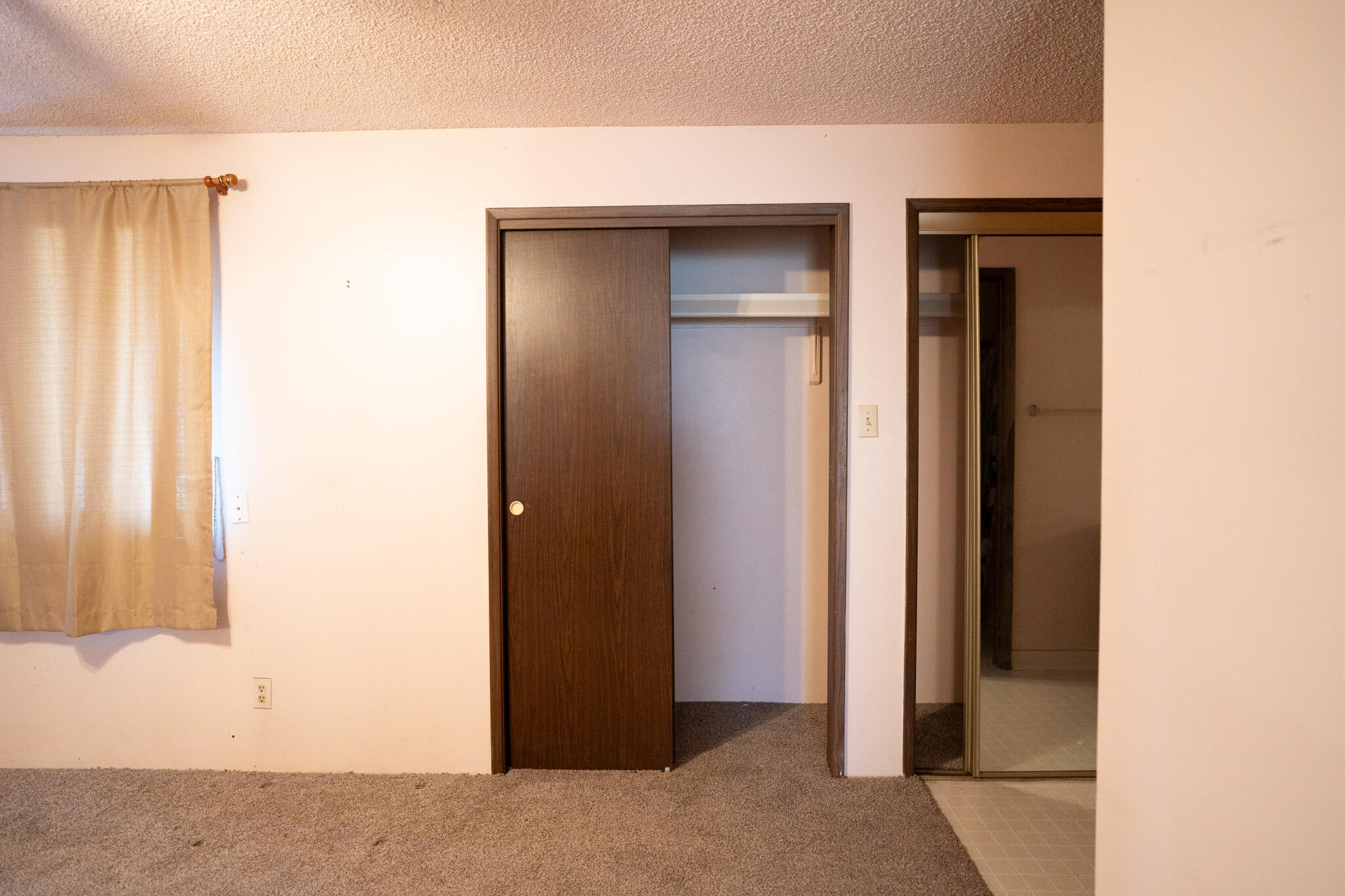 19 Lakeshore Drive NE