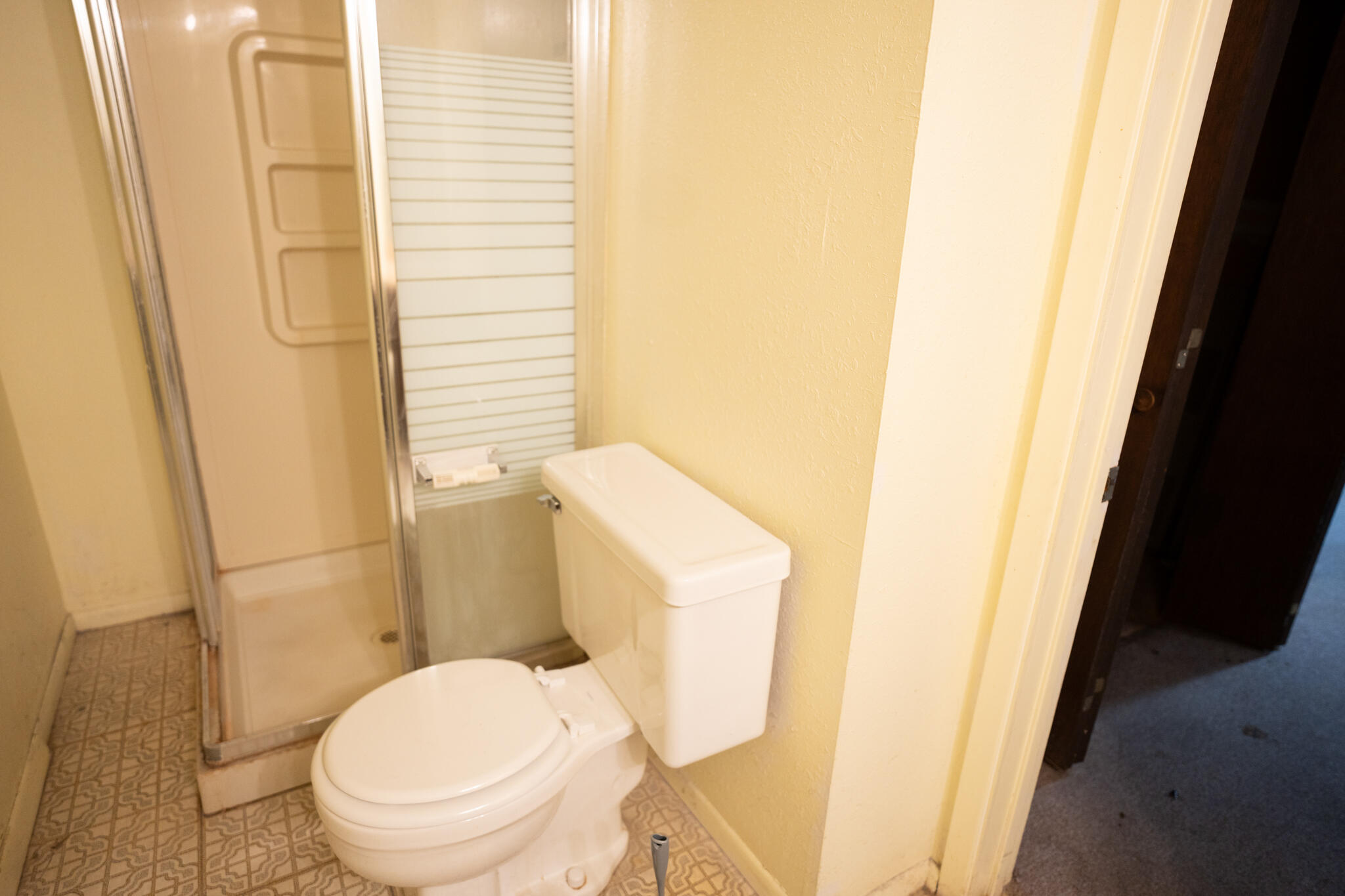 19 Lakeshore Drive NE