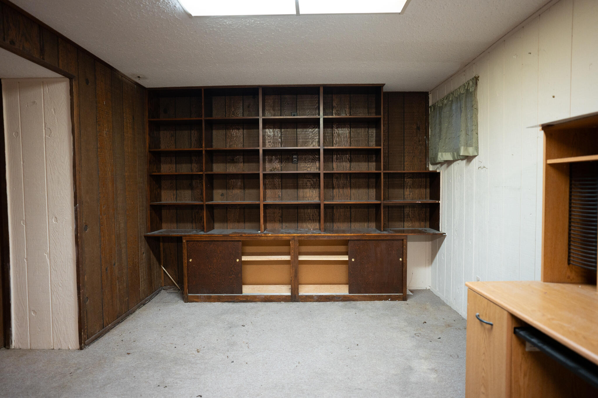 19 Lakeshore Drive NE