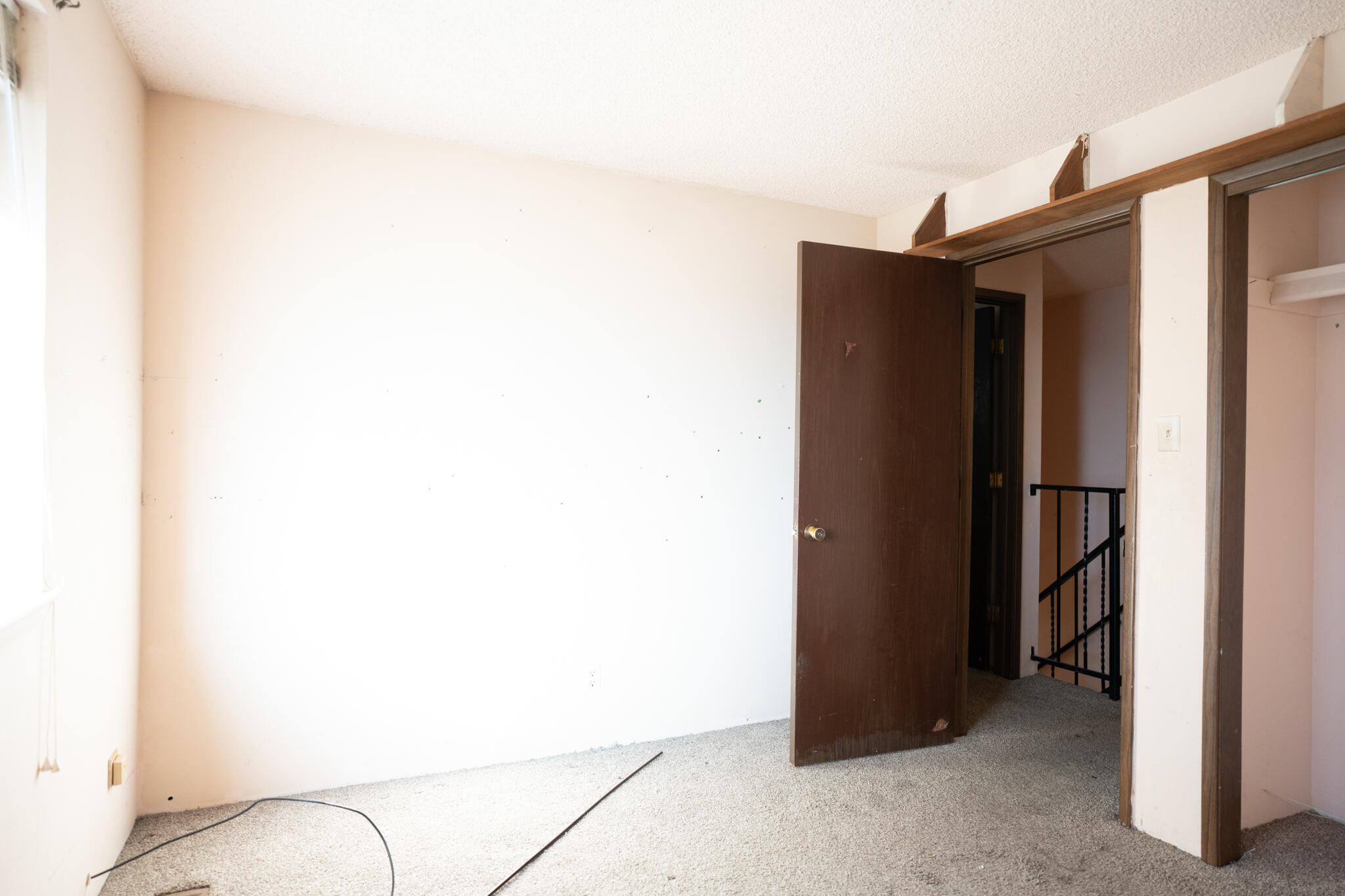 19 Lakeshore Drive NE