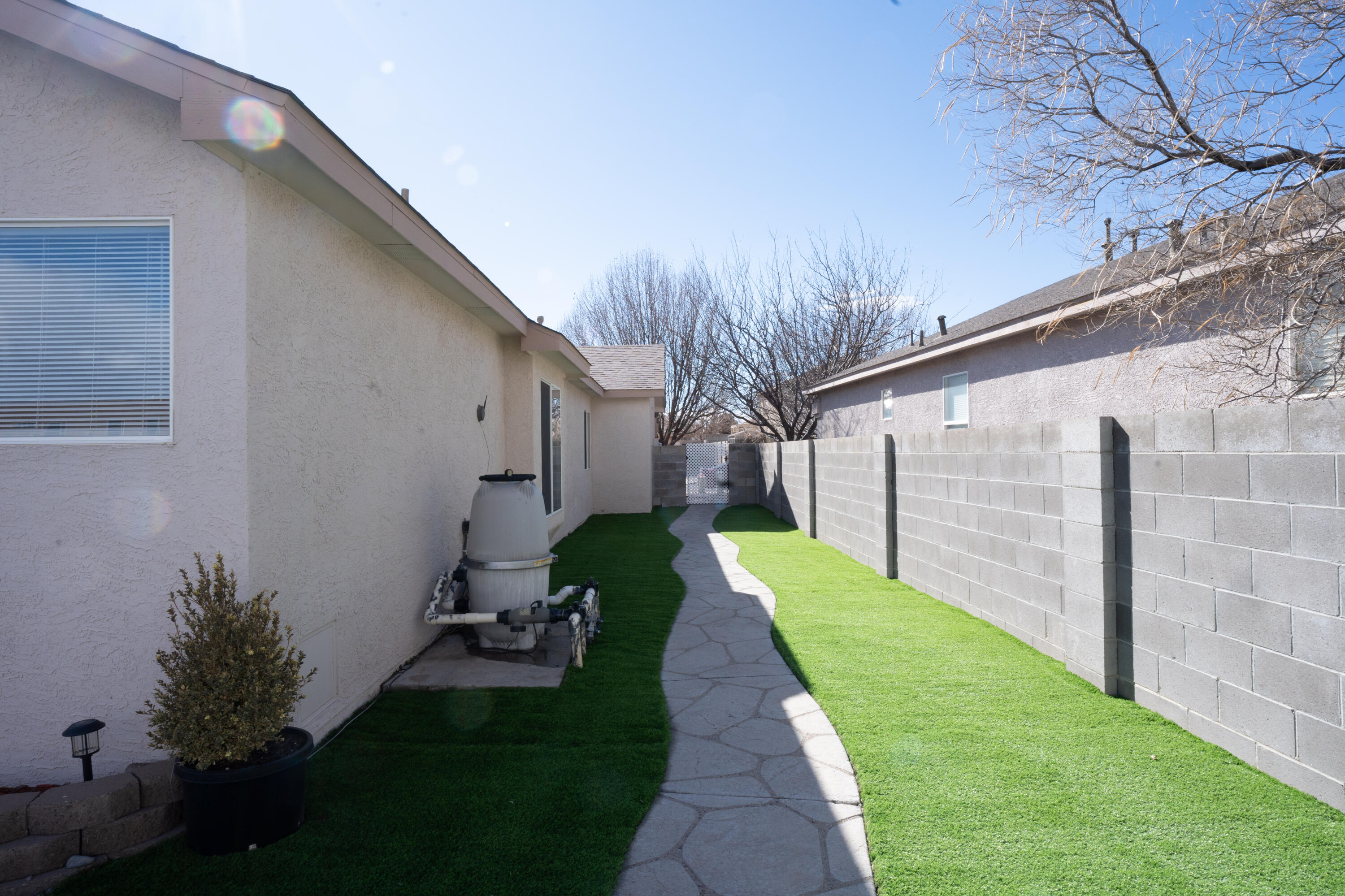 3325 Hunters Meadows Circle NE