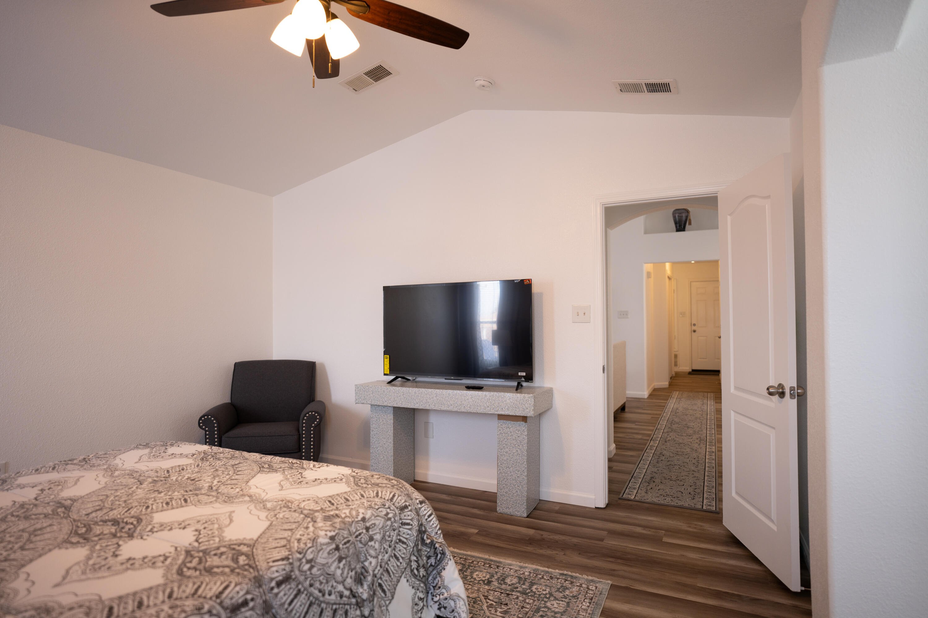 3325 Hunters Meadows Circle NE