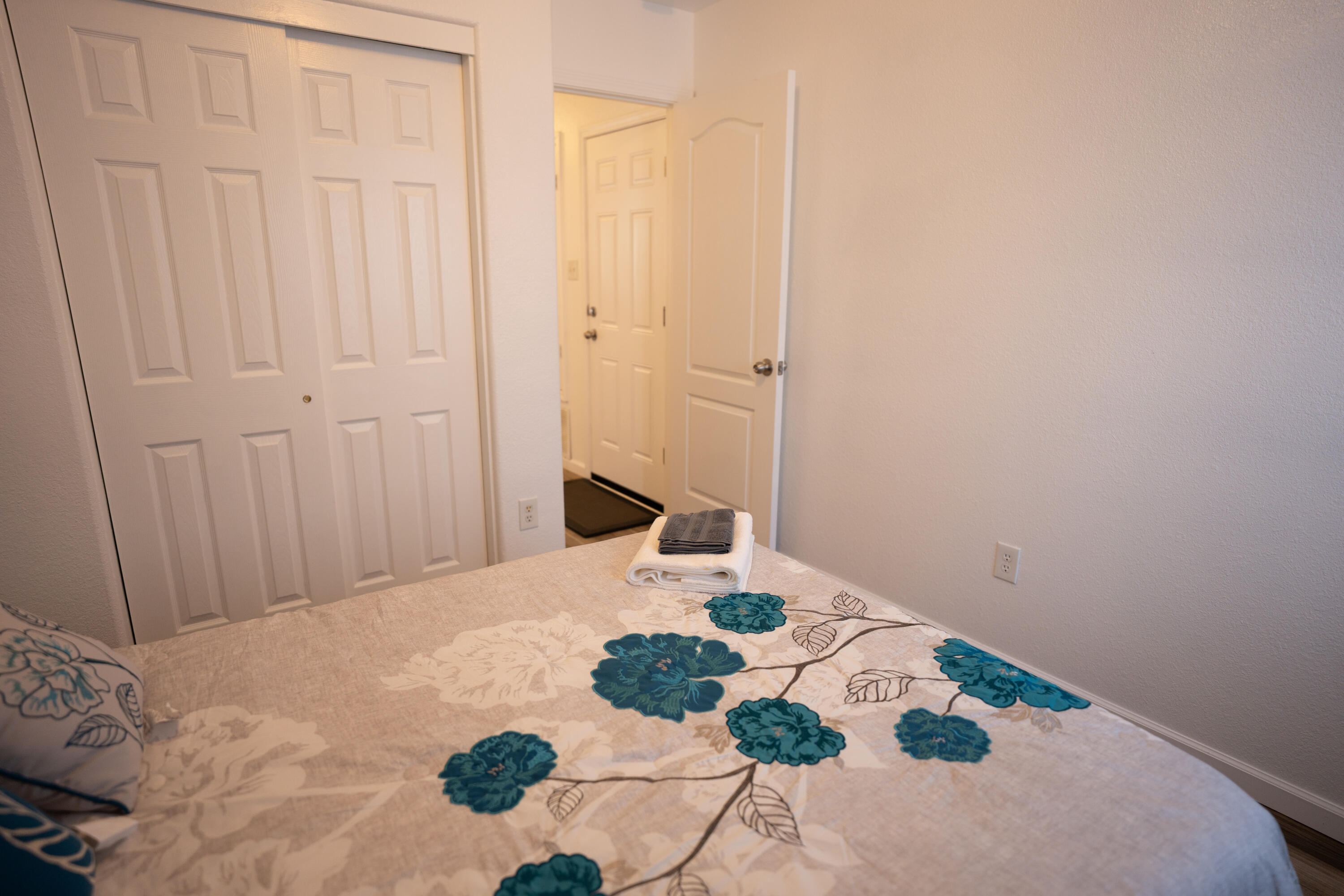 3325 Hunters Meadows Circle NE