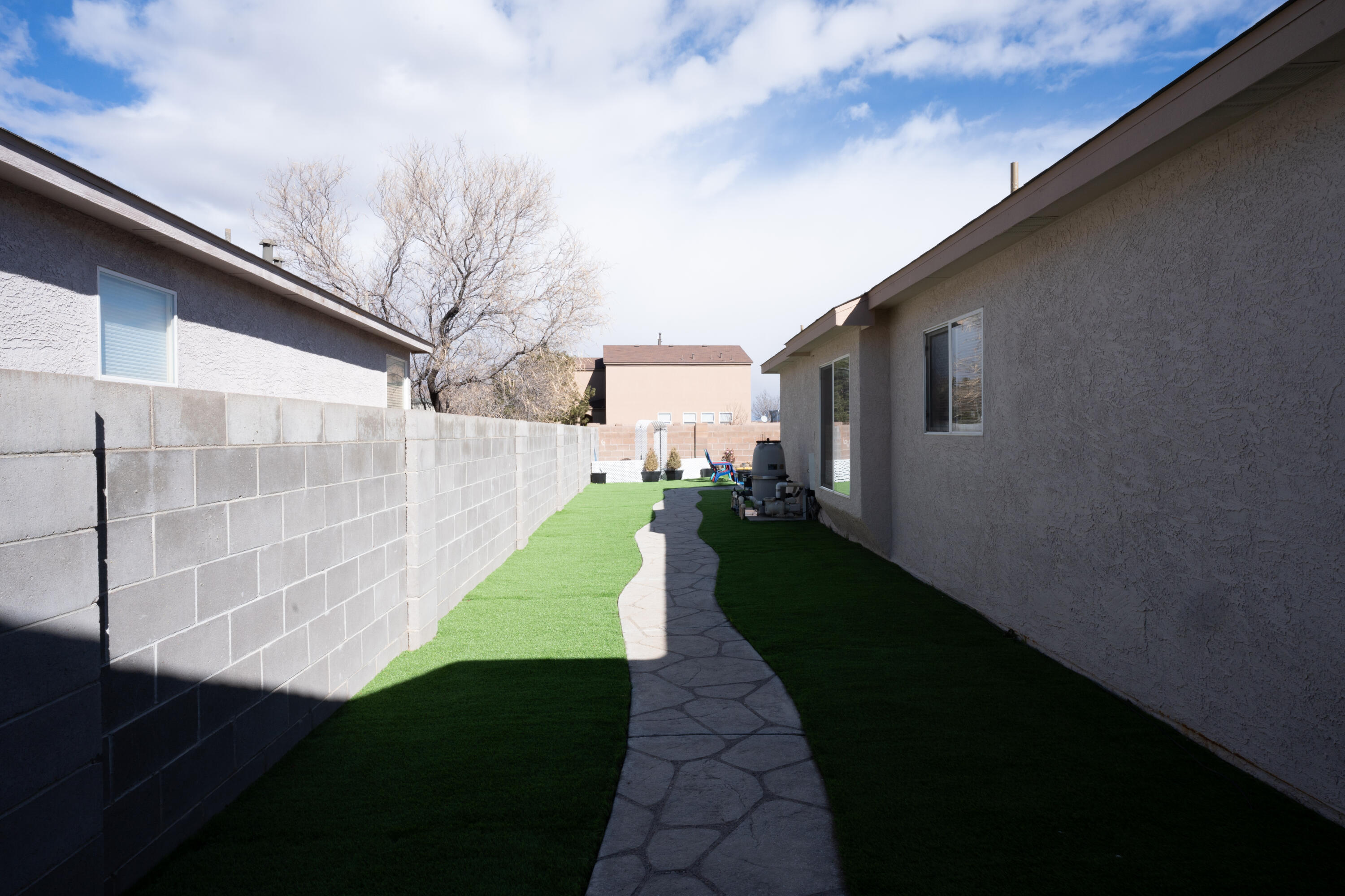 3325 Hunters Meadows Circle NE