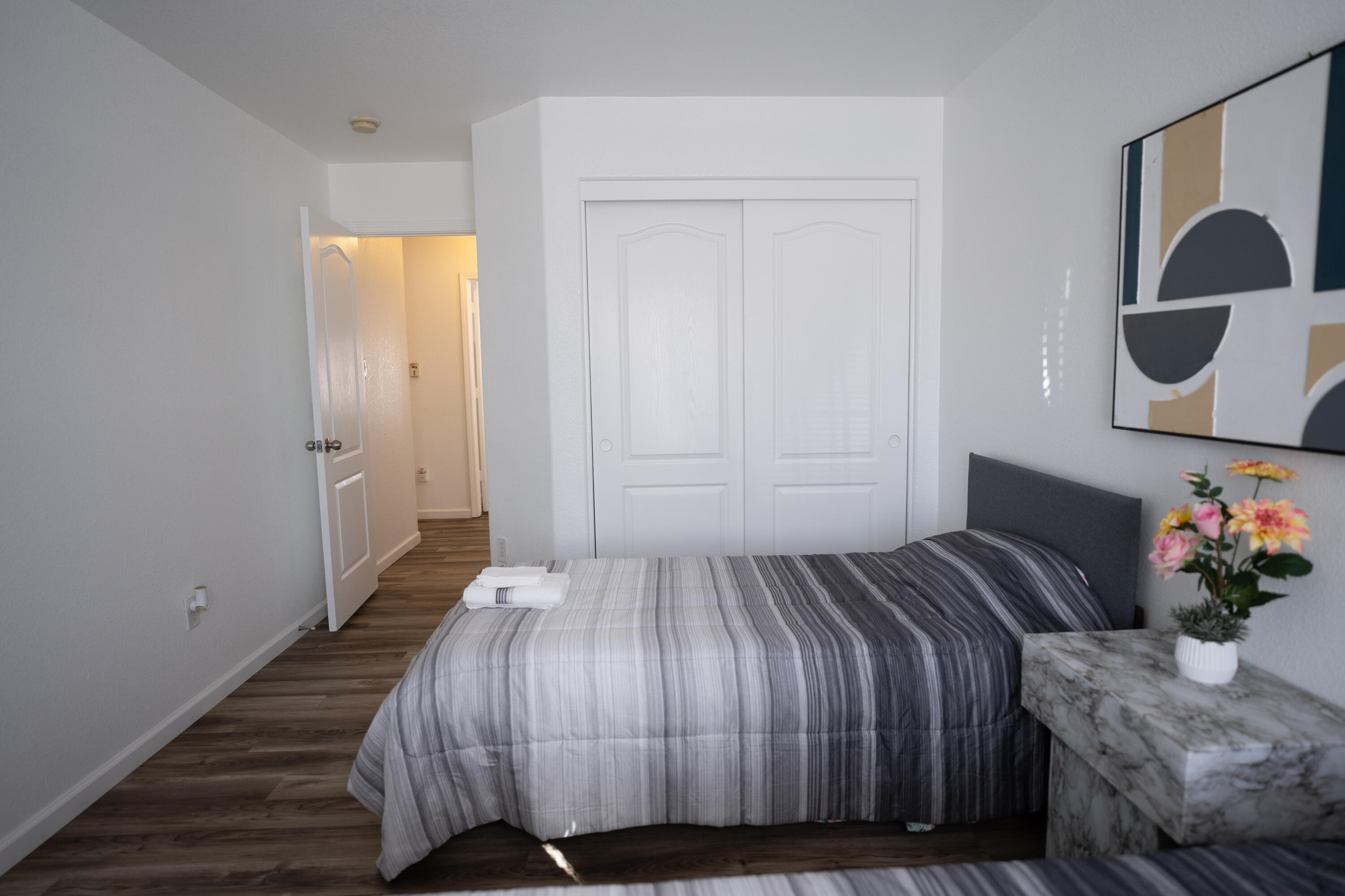 3325 Hunters Meadows Circle NE