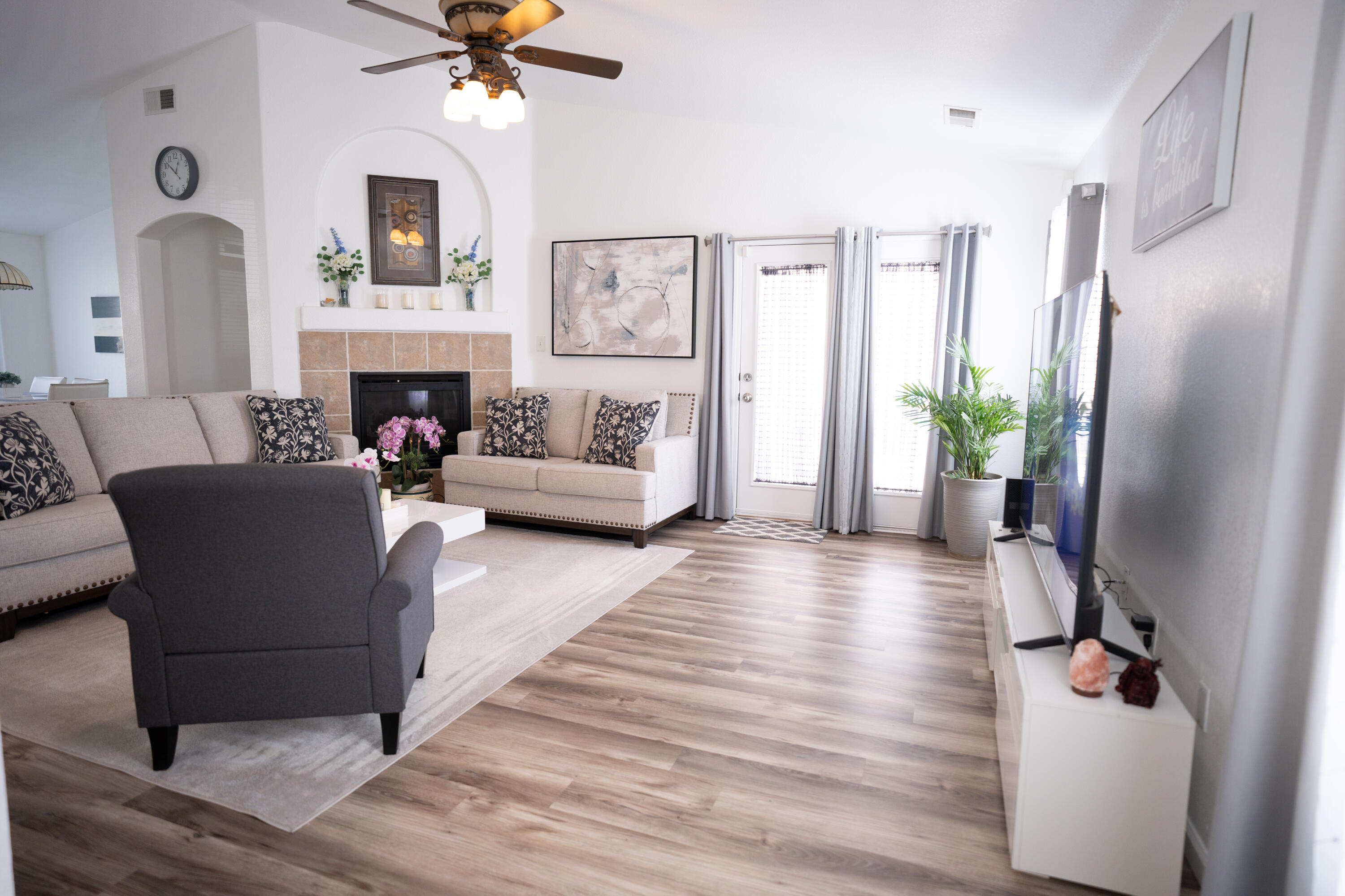 3325 Hunters Meadows Circle NE