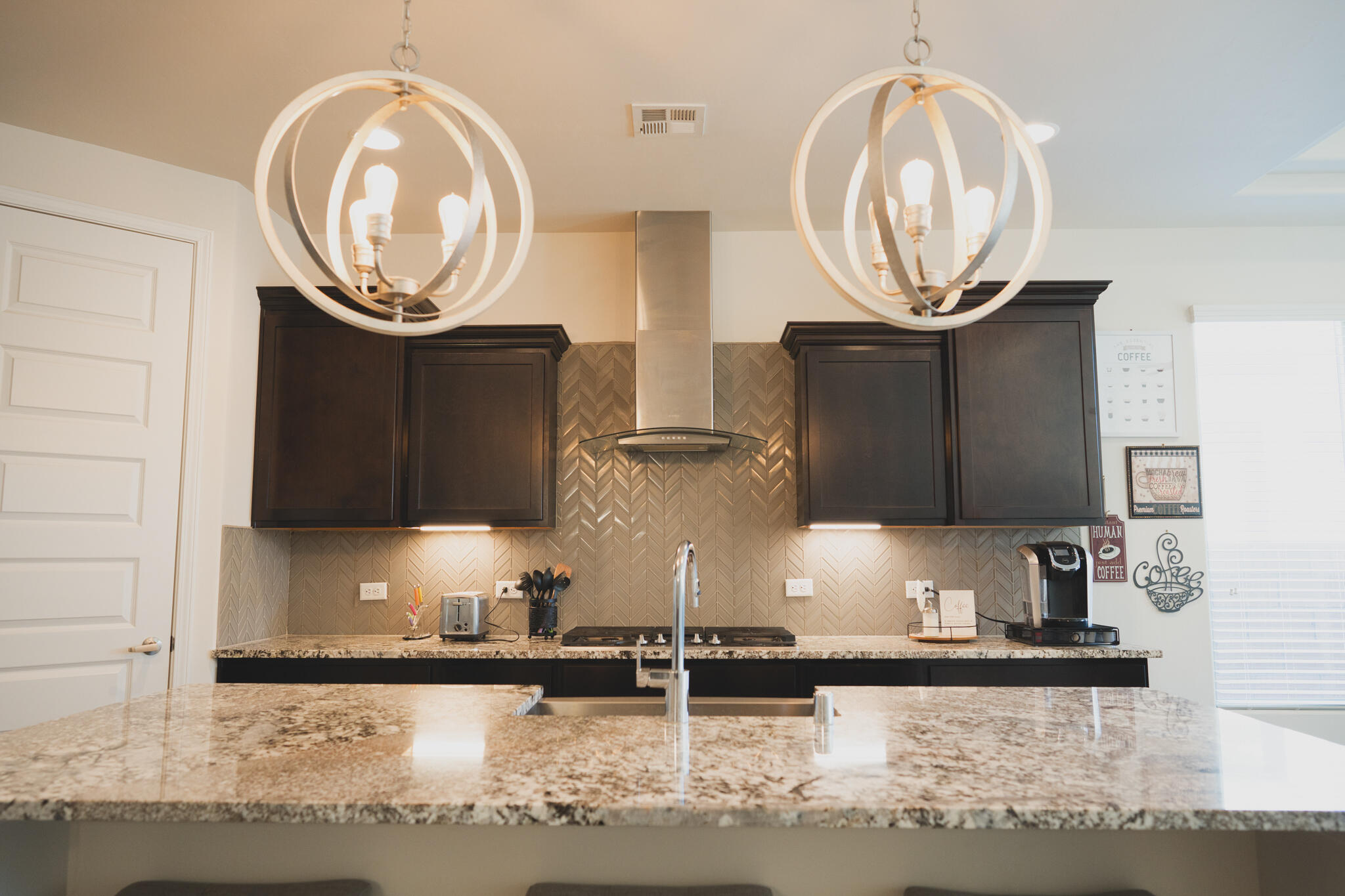 4333 Golden Eagle NE