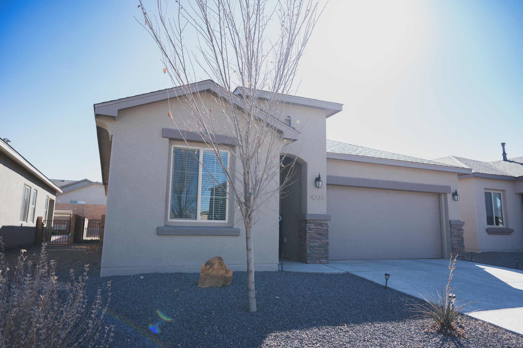 4333 Golden Eagle NE