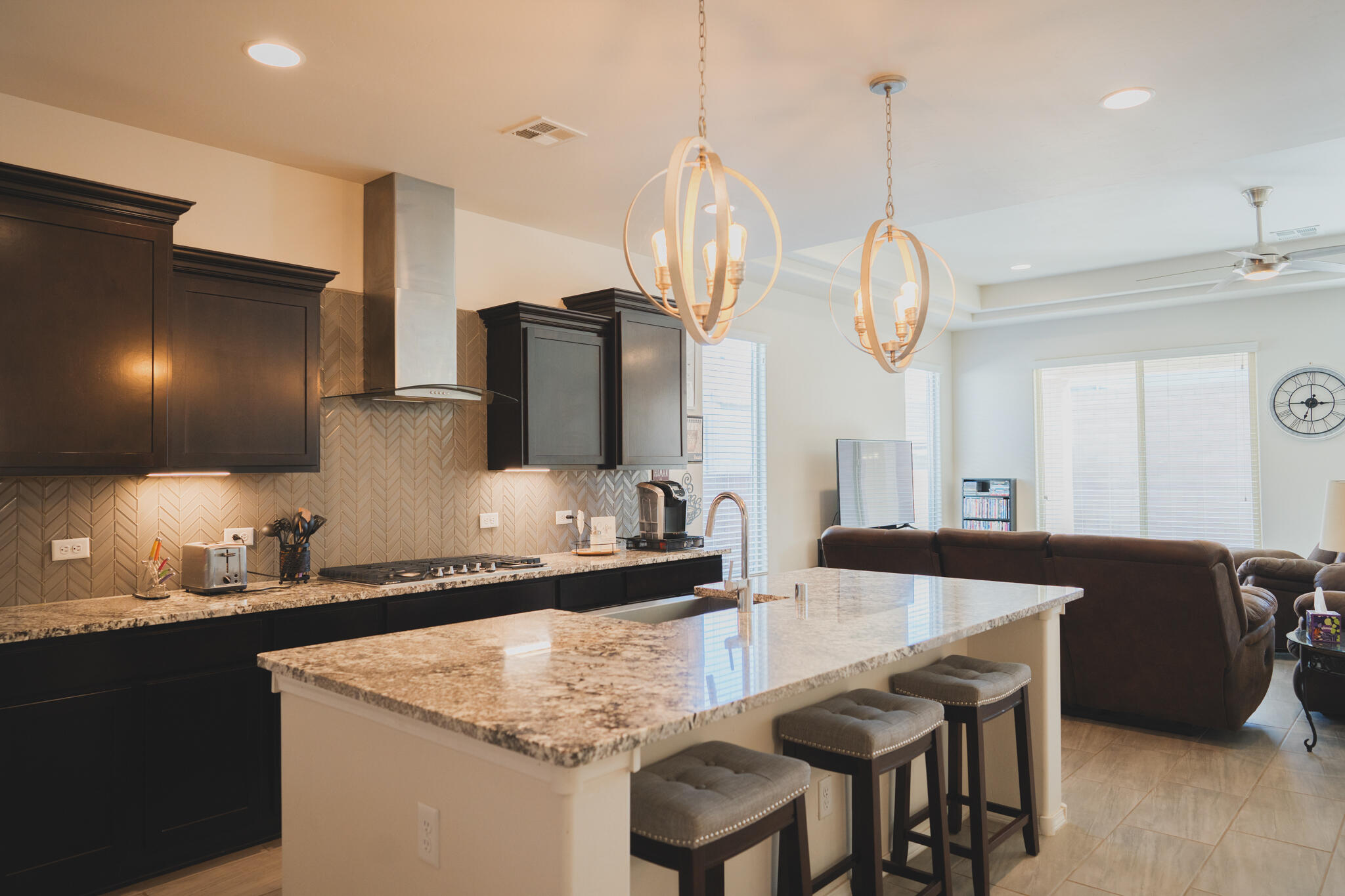 4333 Golden Eagle NE