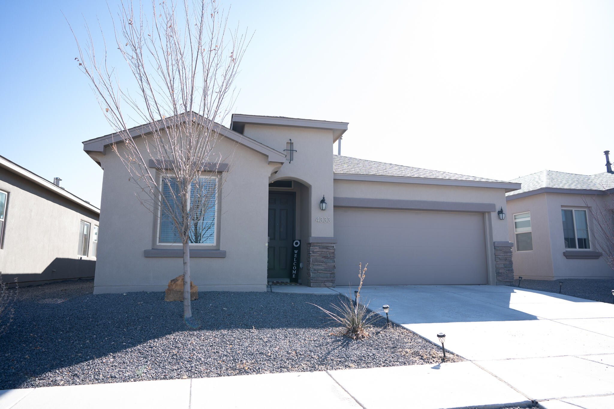 4333 Golden Eagle NE