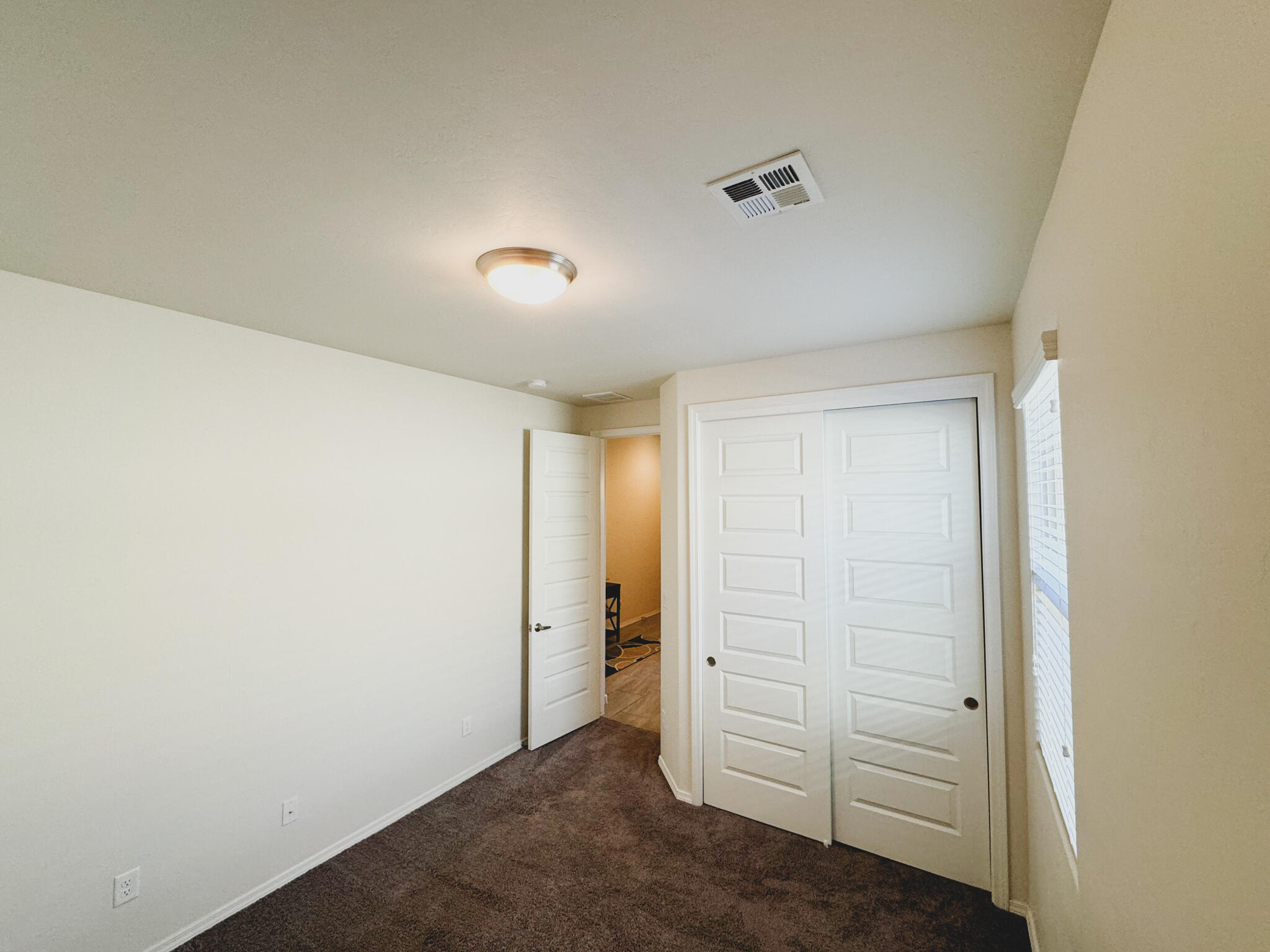 4333 Golden Eagle NE