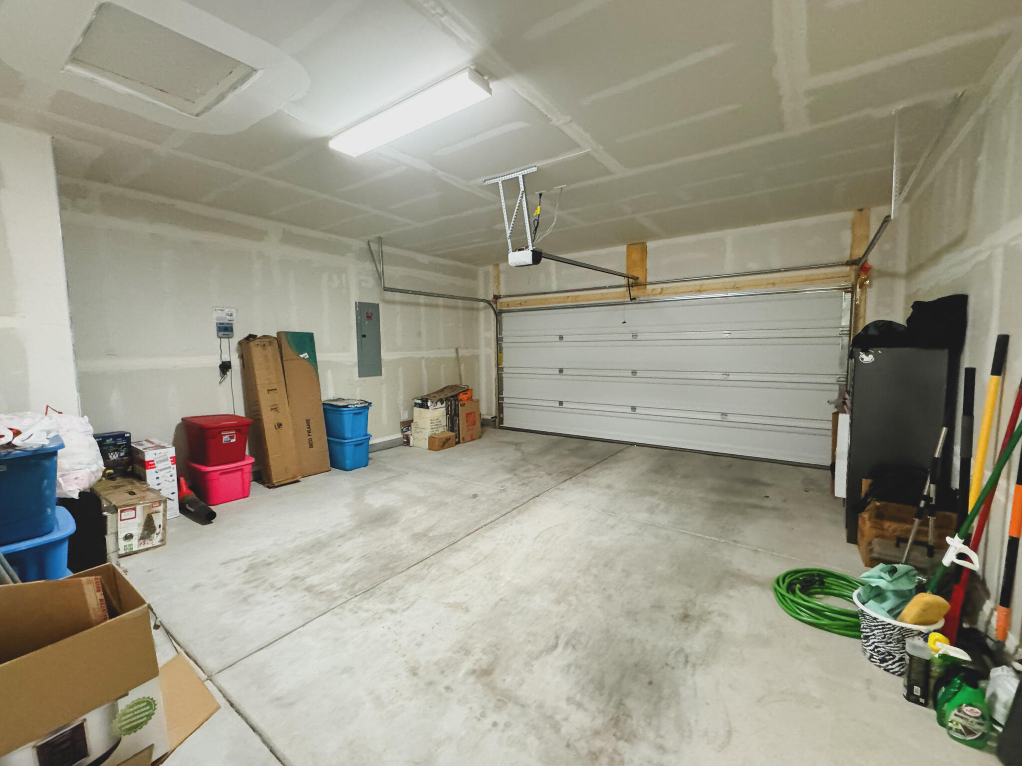 4333 Golden Eagle NE