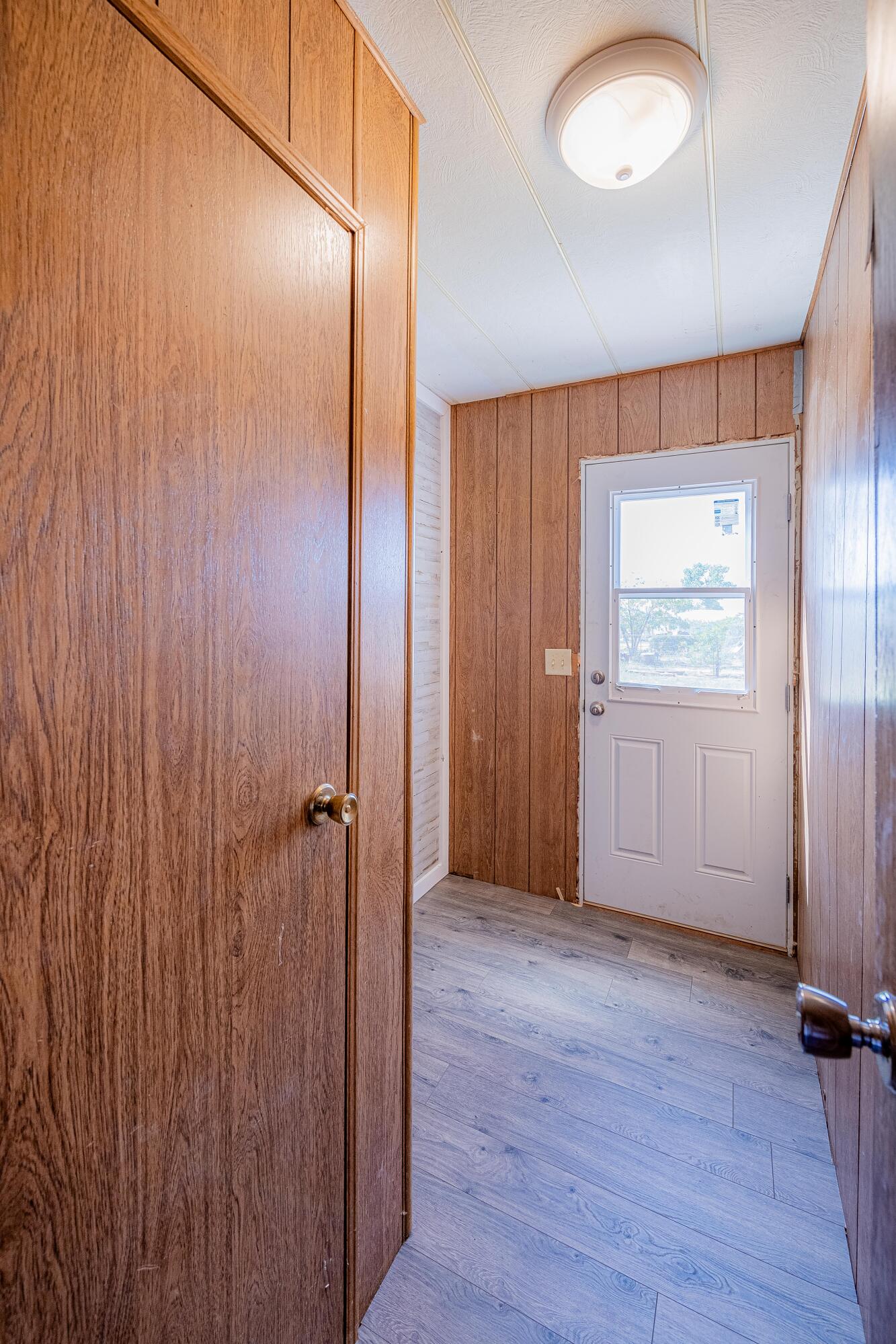 10 MEADOW LAKE Court