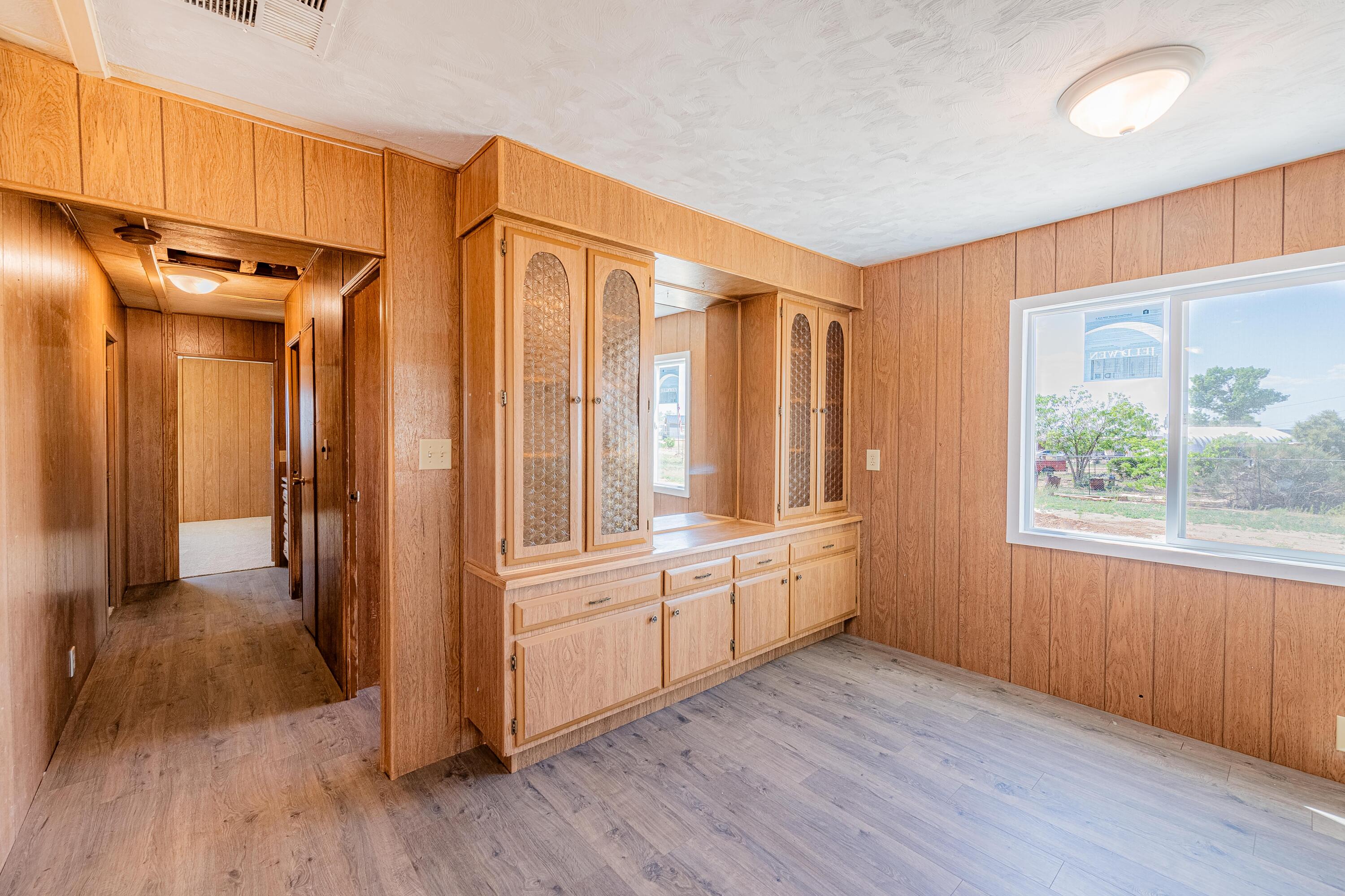 10 MEADOW LAKE Court