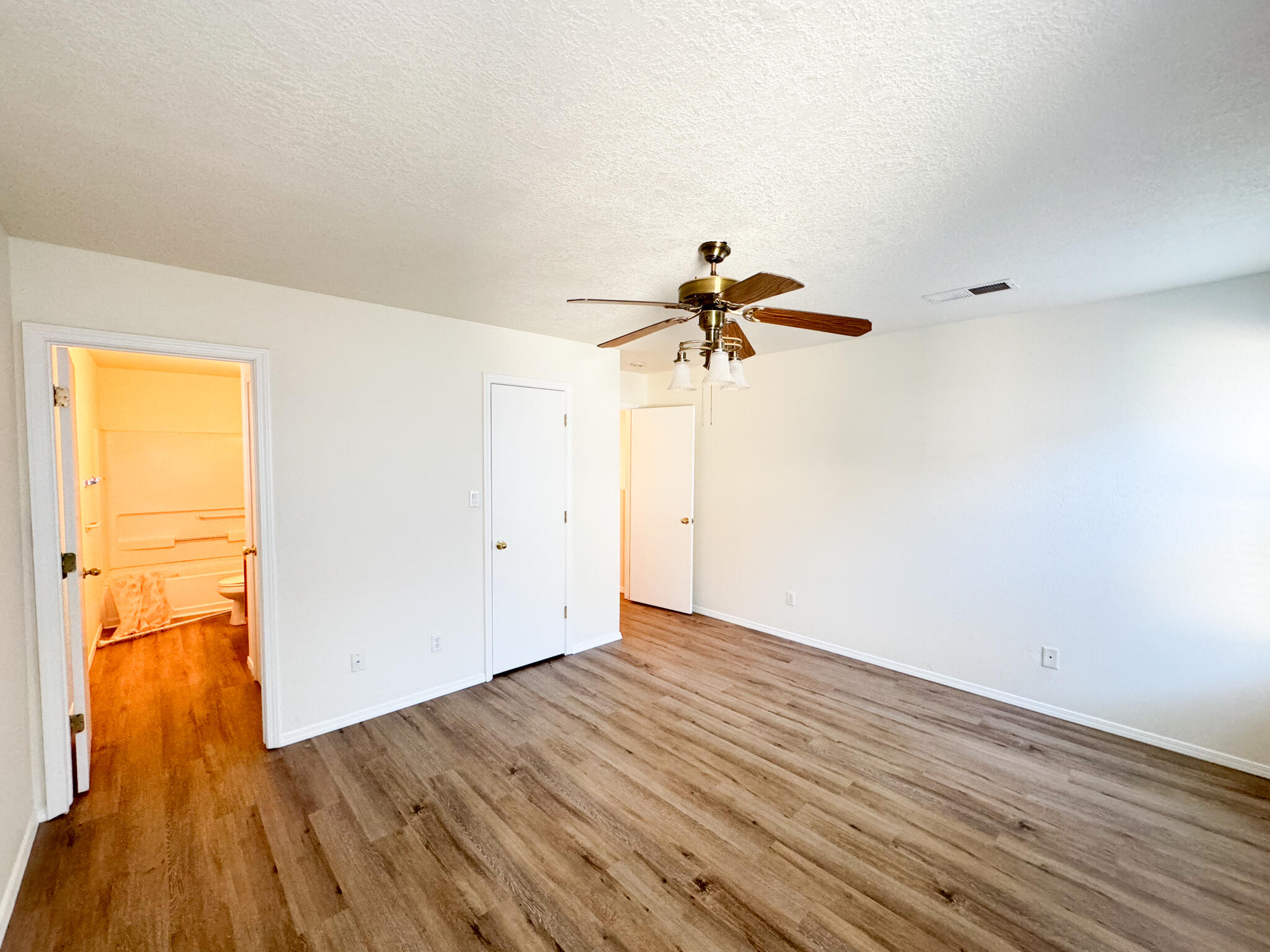 6147 Park S Place NW