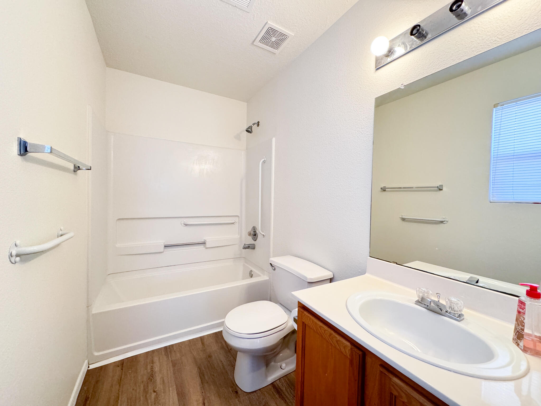 6147 Park S Place NW