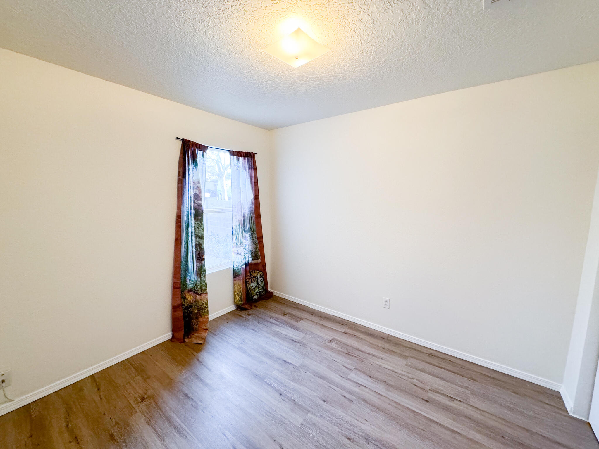 6147 Park S Place NW