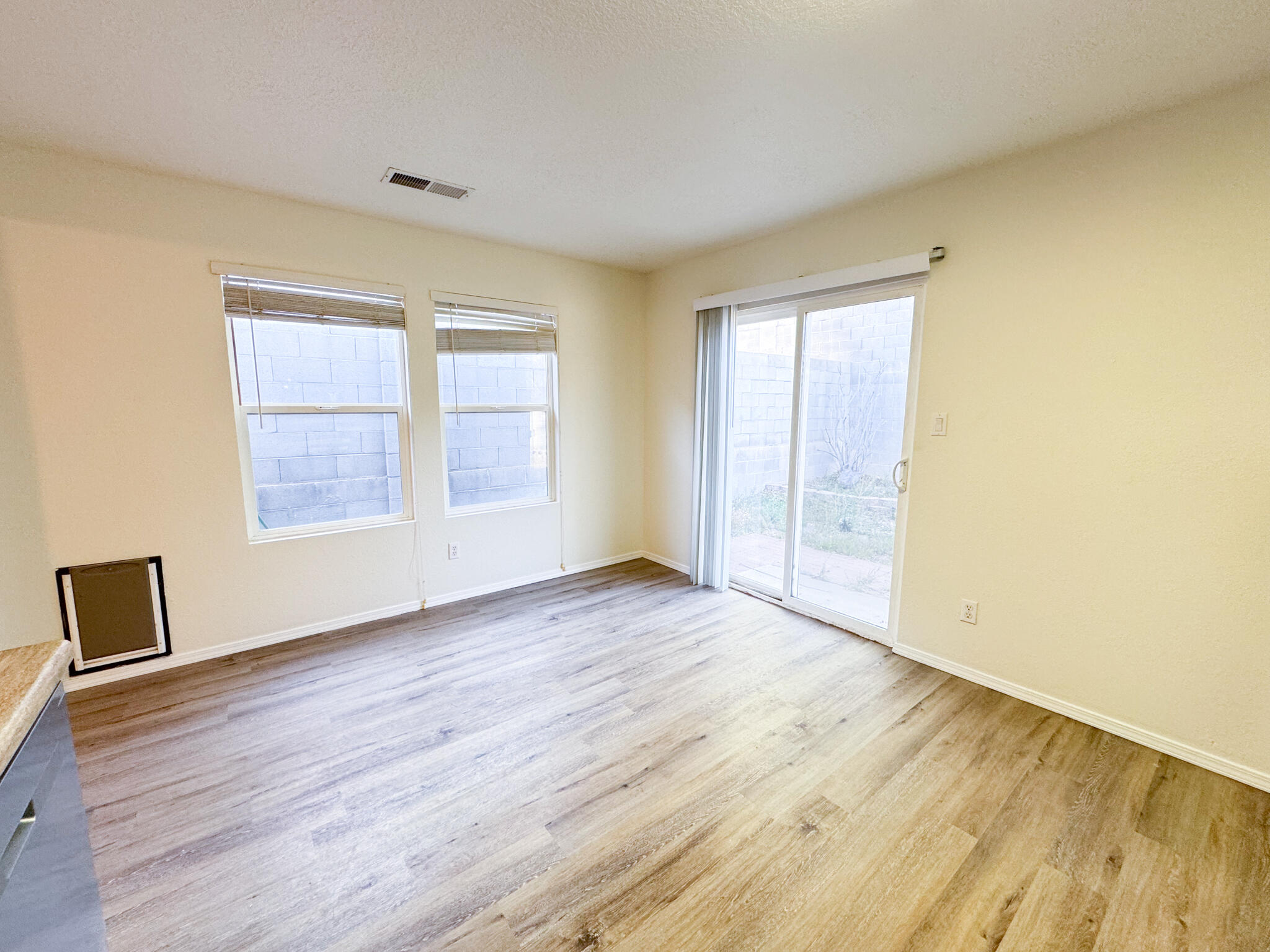 6147 Park S Place NW