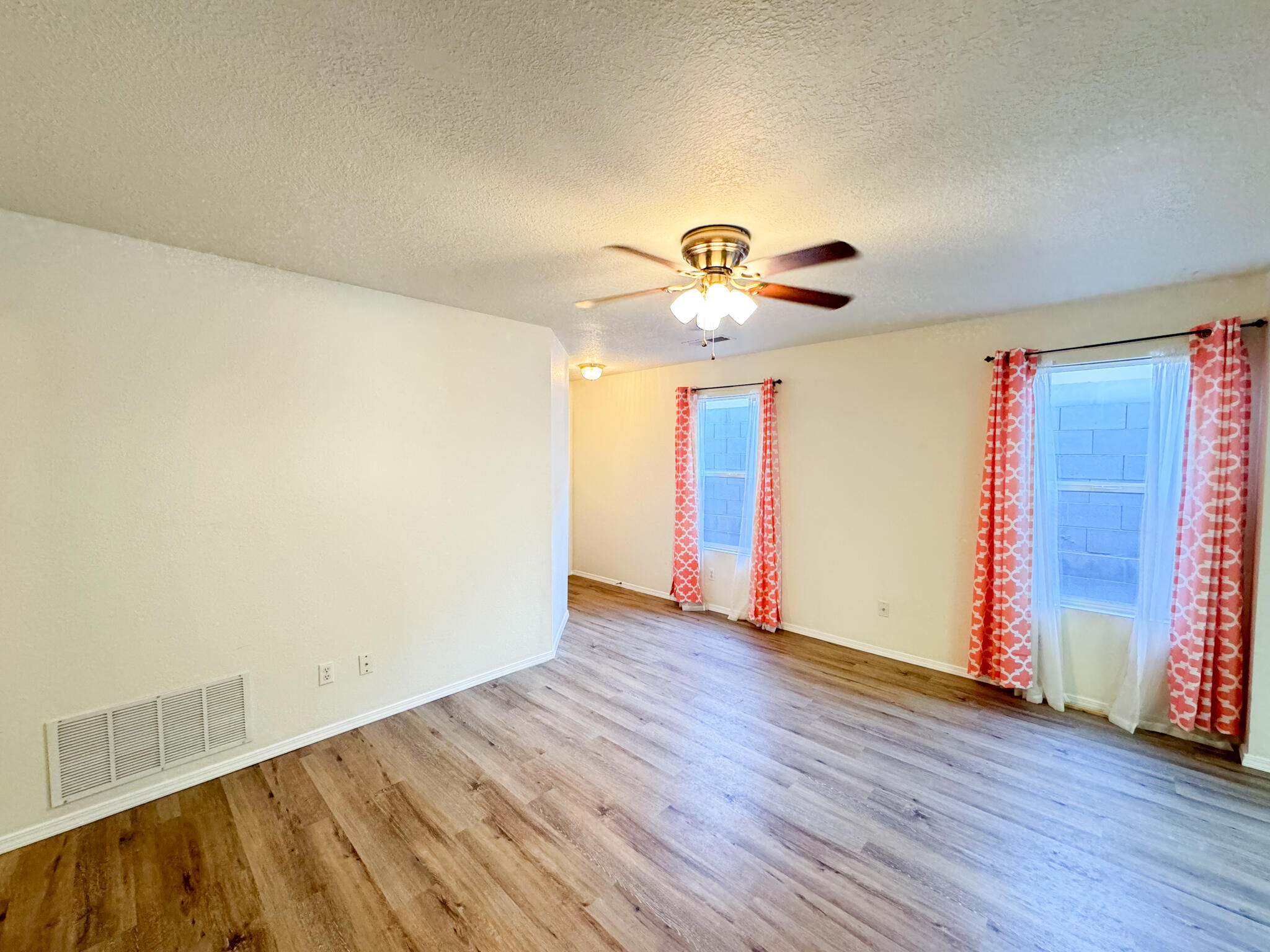 6147 Park S Place NW