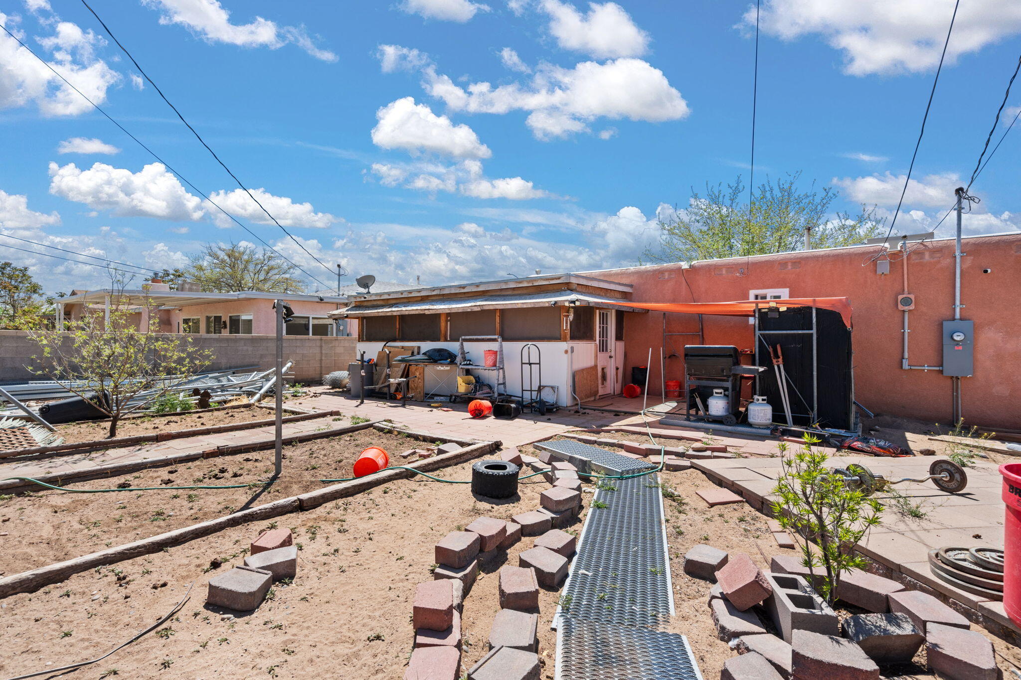 820 Loma Hermosa Drive NW