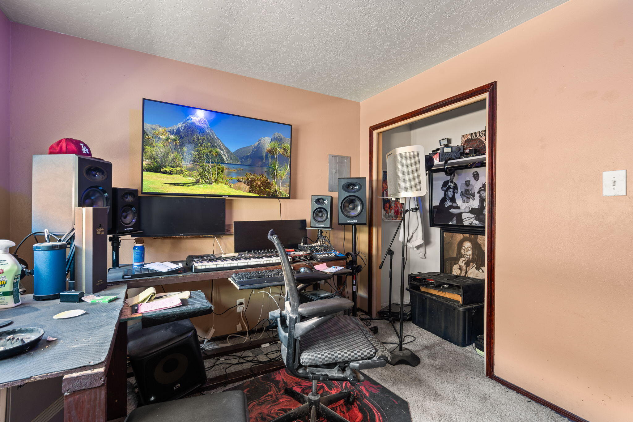 820 Loma Hermosa Drive NW