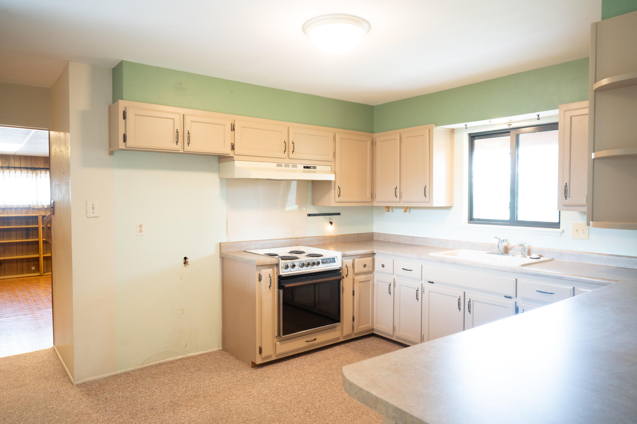 3112 Blume Street NE