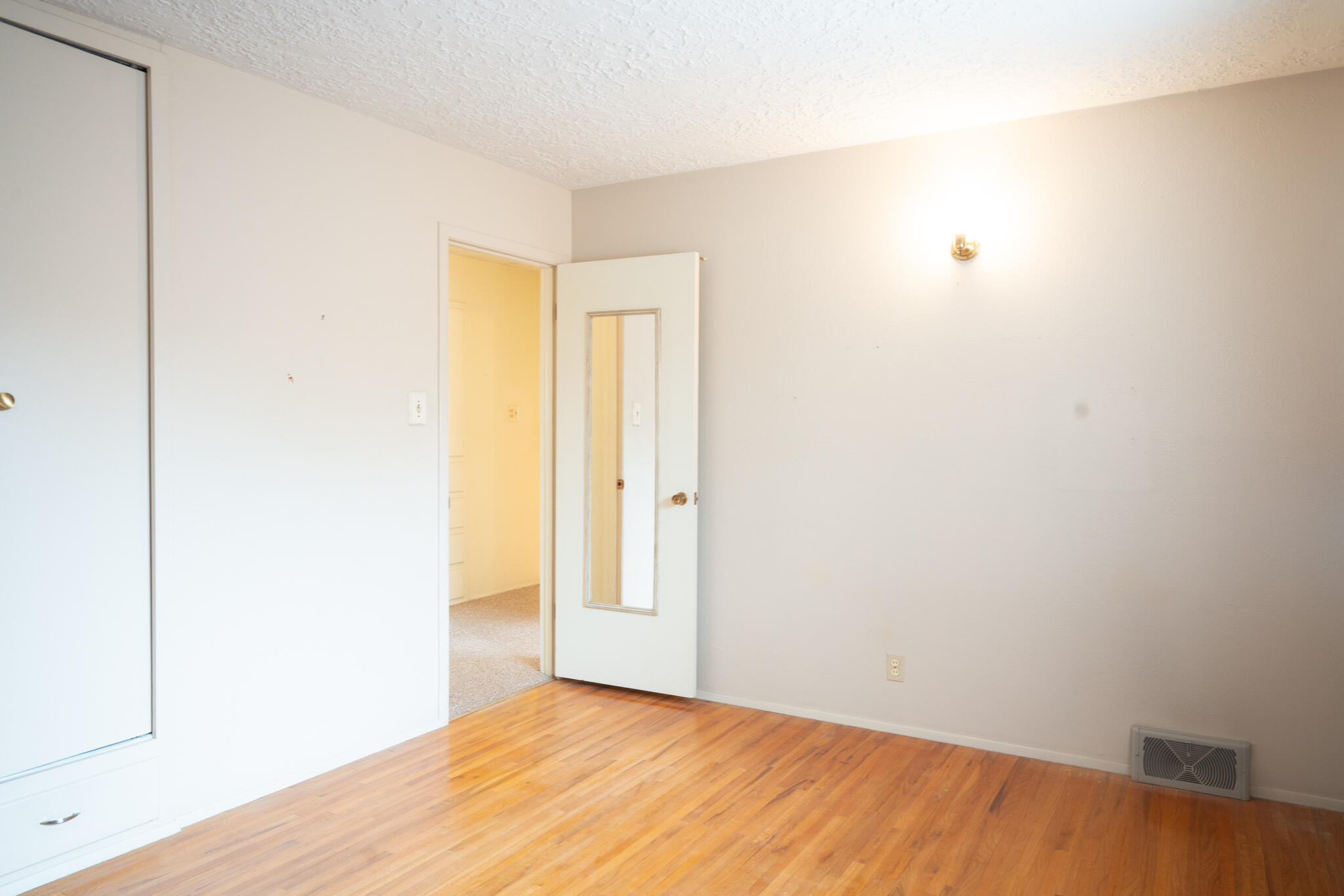 3112 Blume Street NE