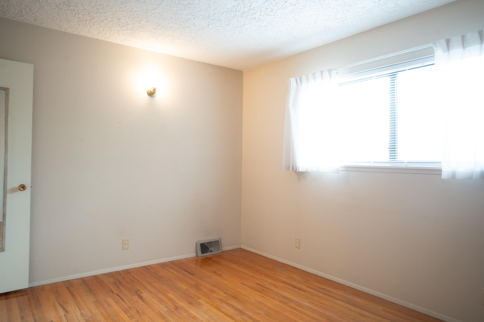 3112 Blume Street NE