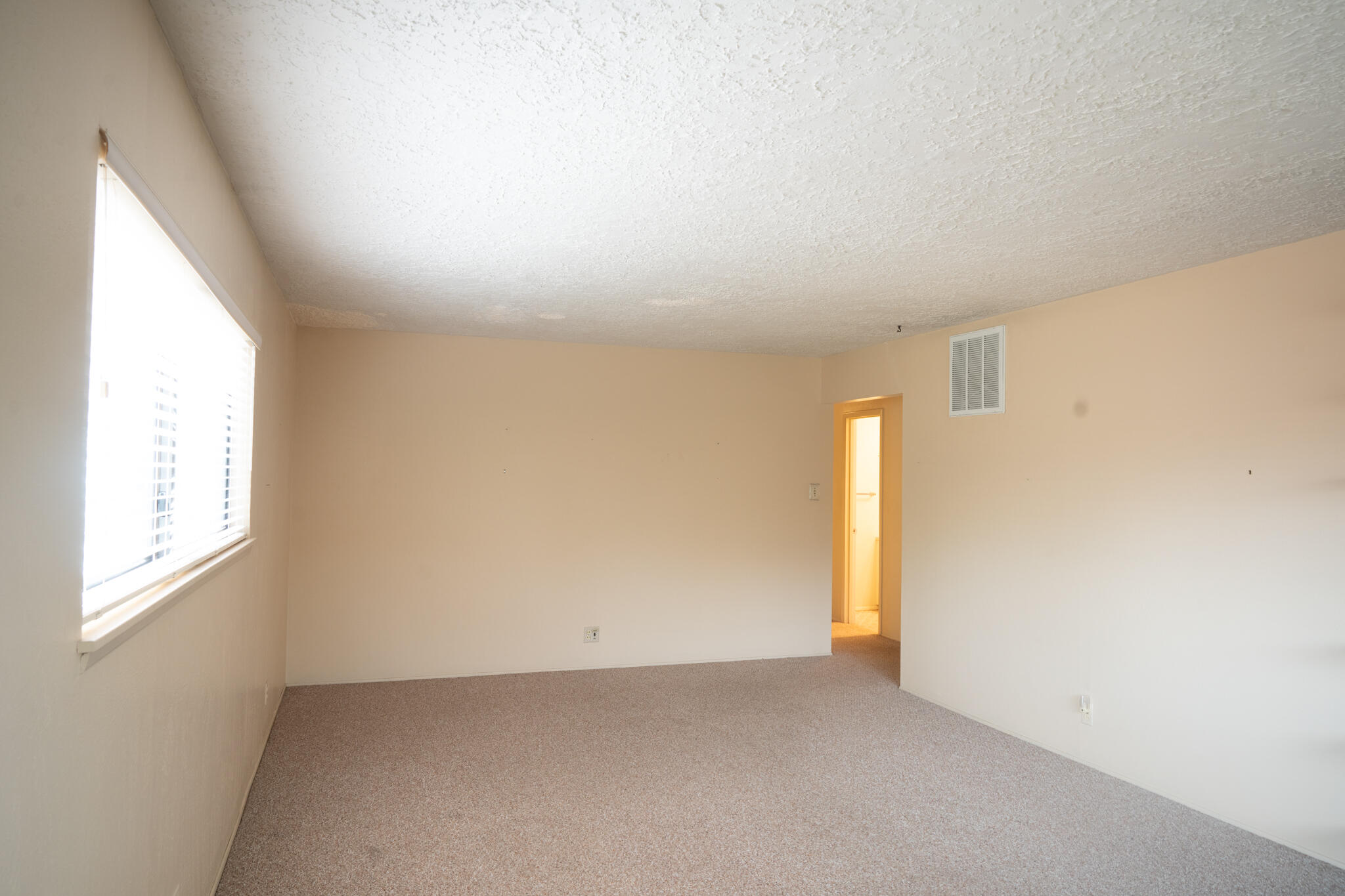 3112 Blume Street NE