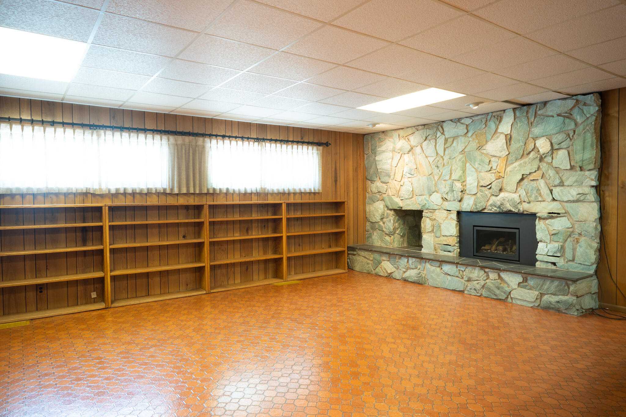 3112 Blume Street NE