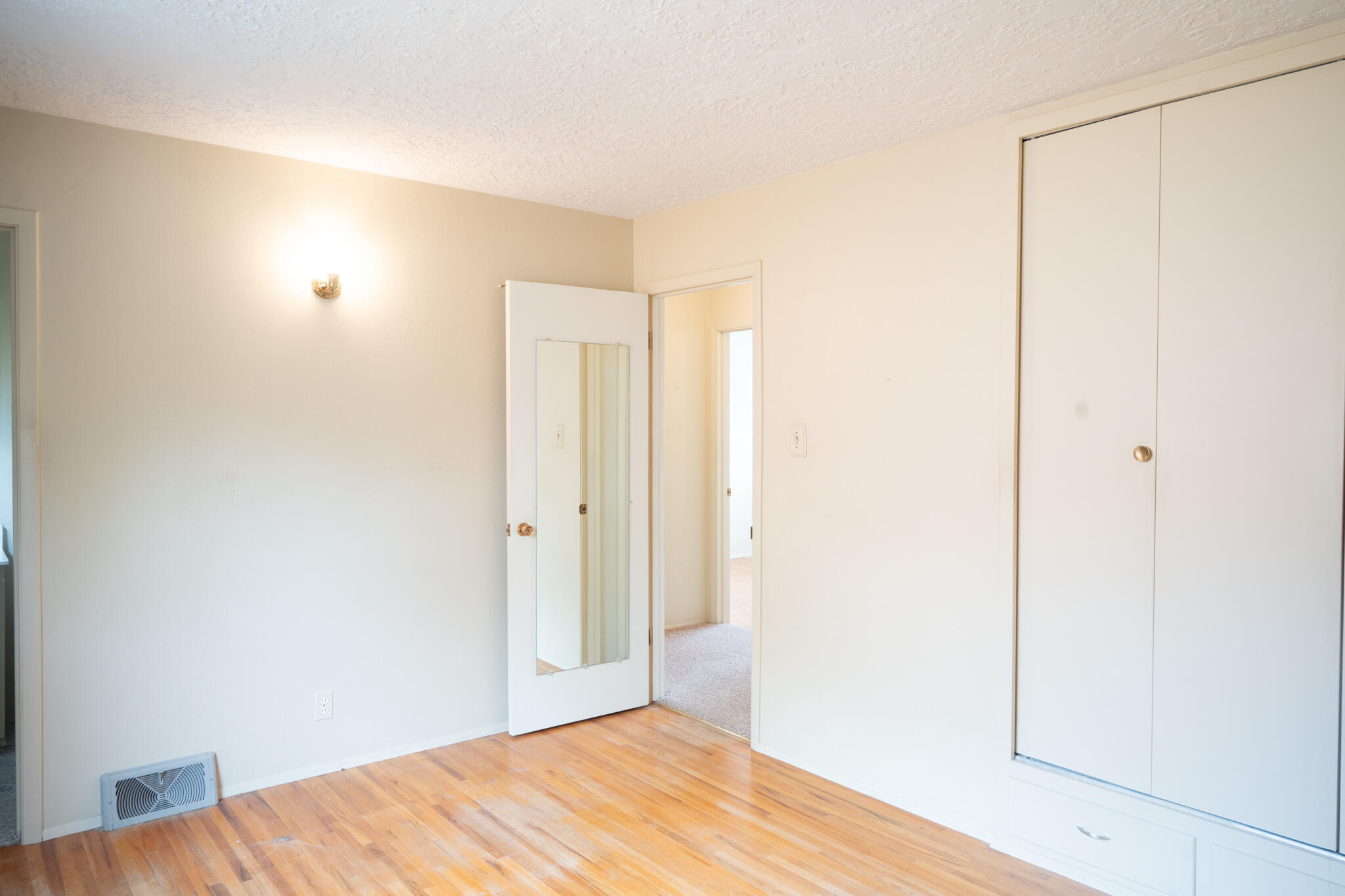 3112 Blume Street NE