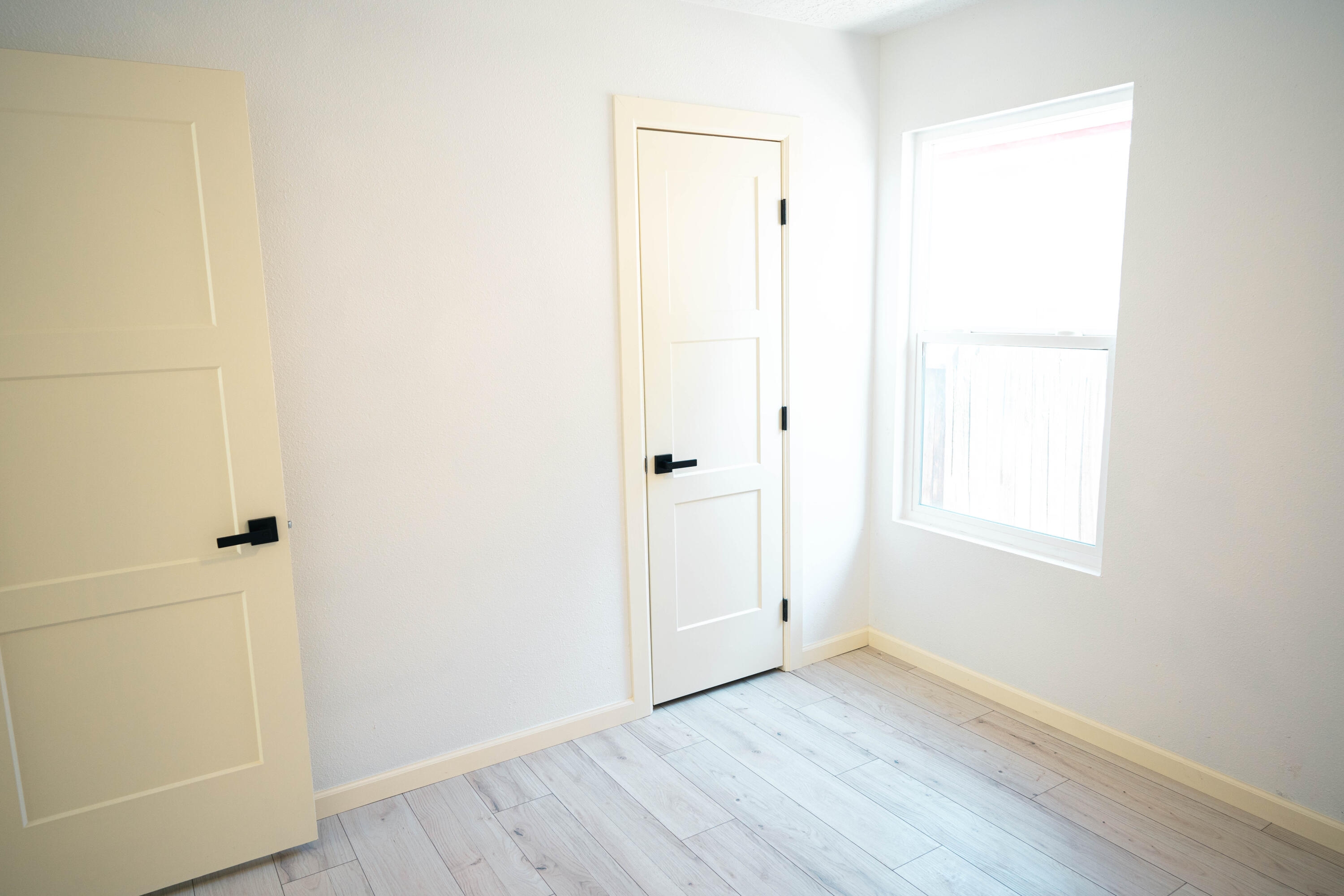 935 Peacock Drive SW