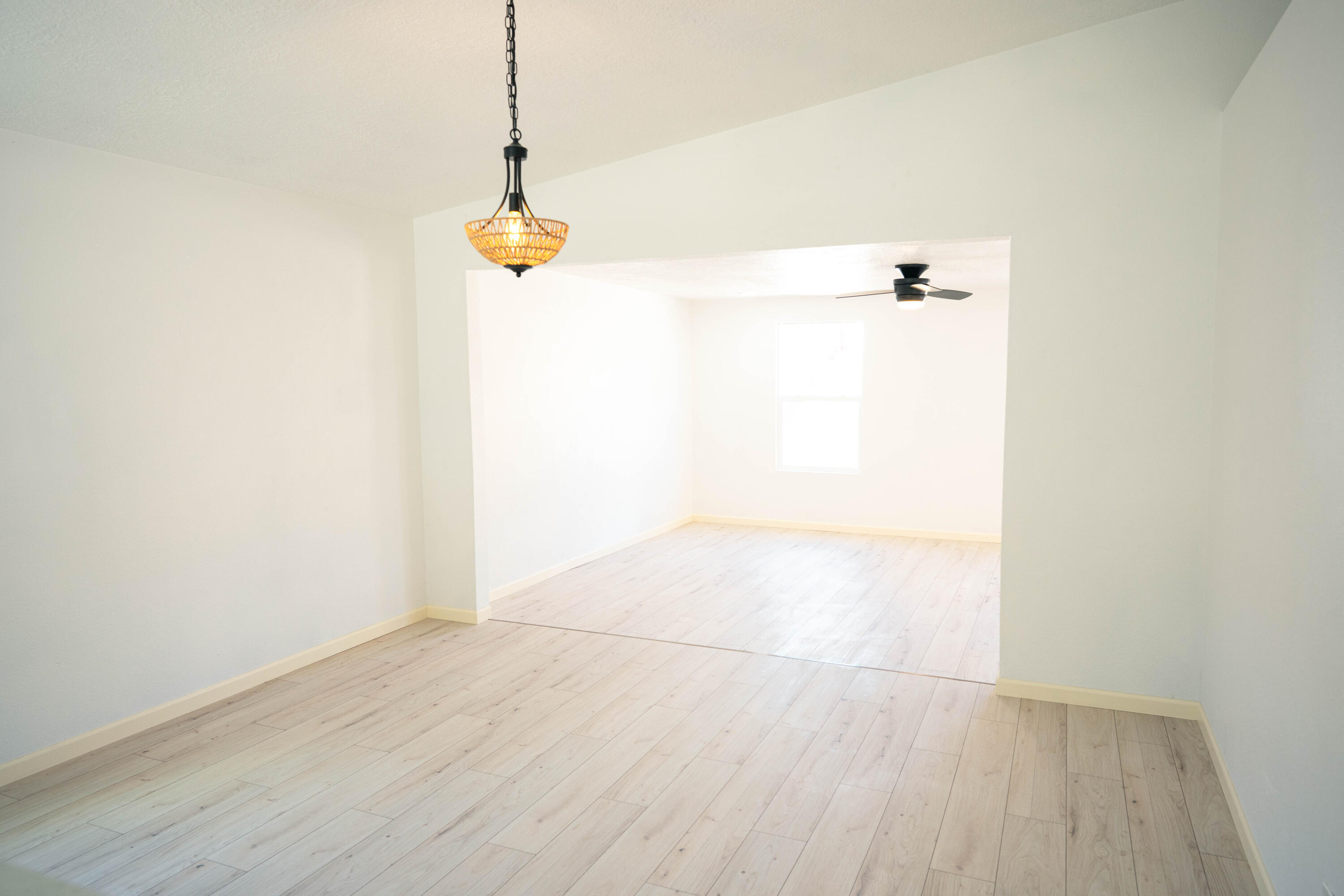 935 Peacock Drive SW