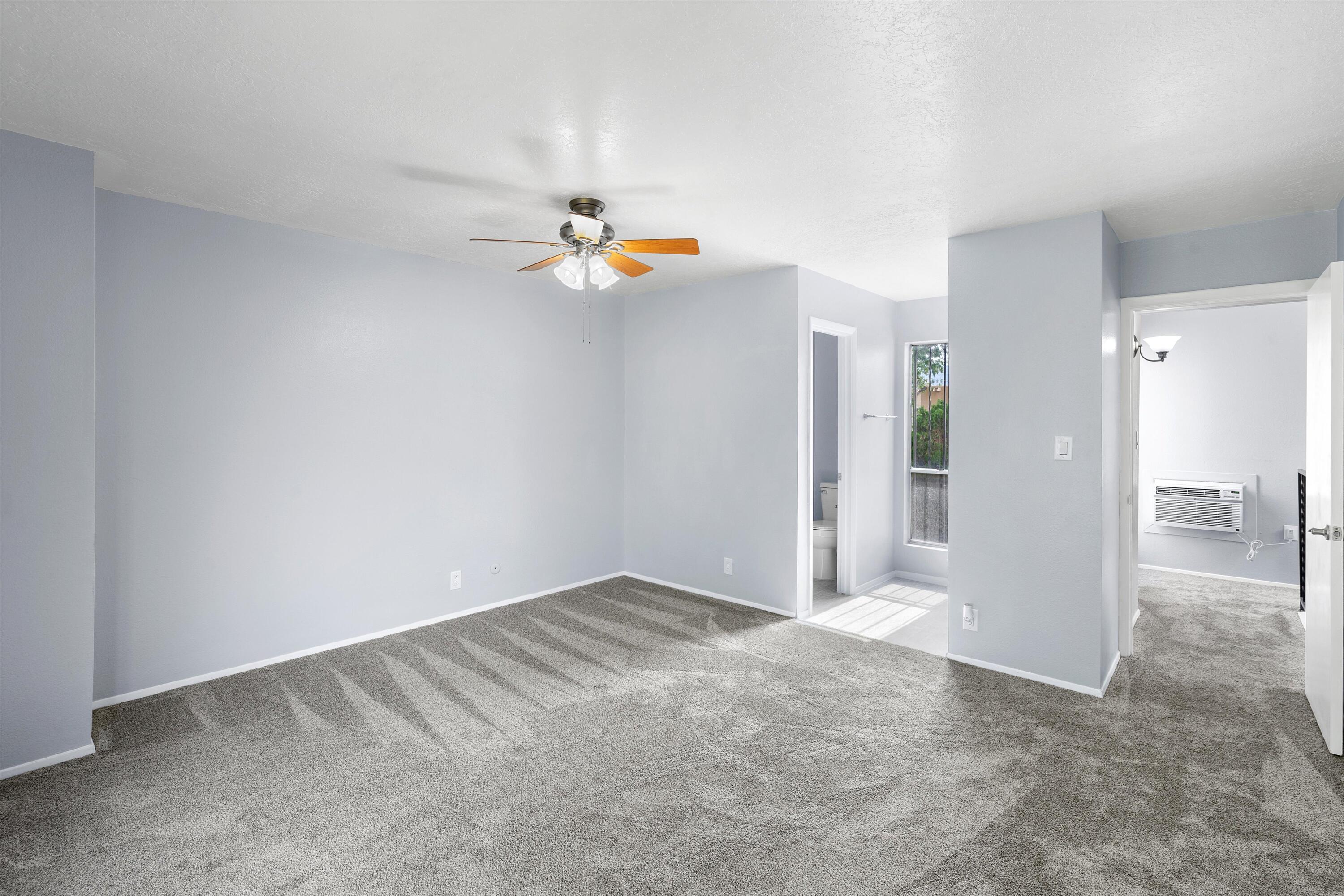 3 Calle De La Noche NE