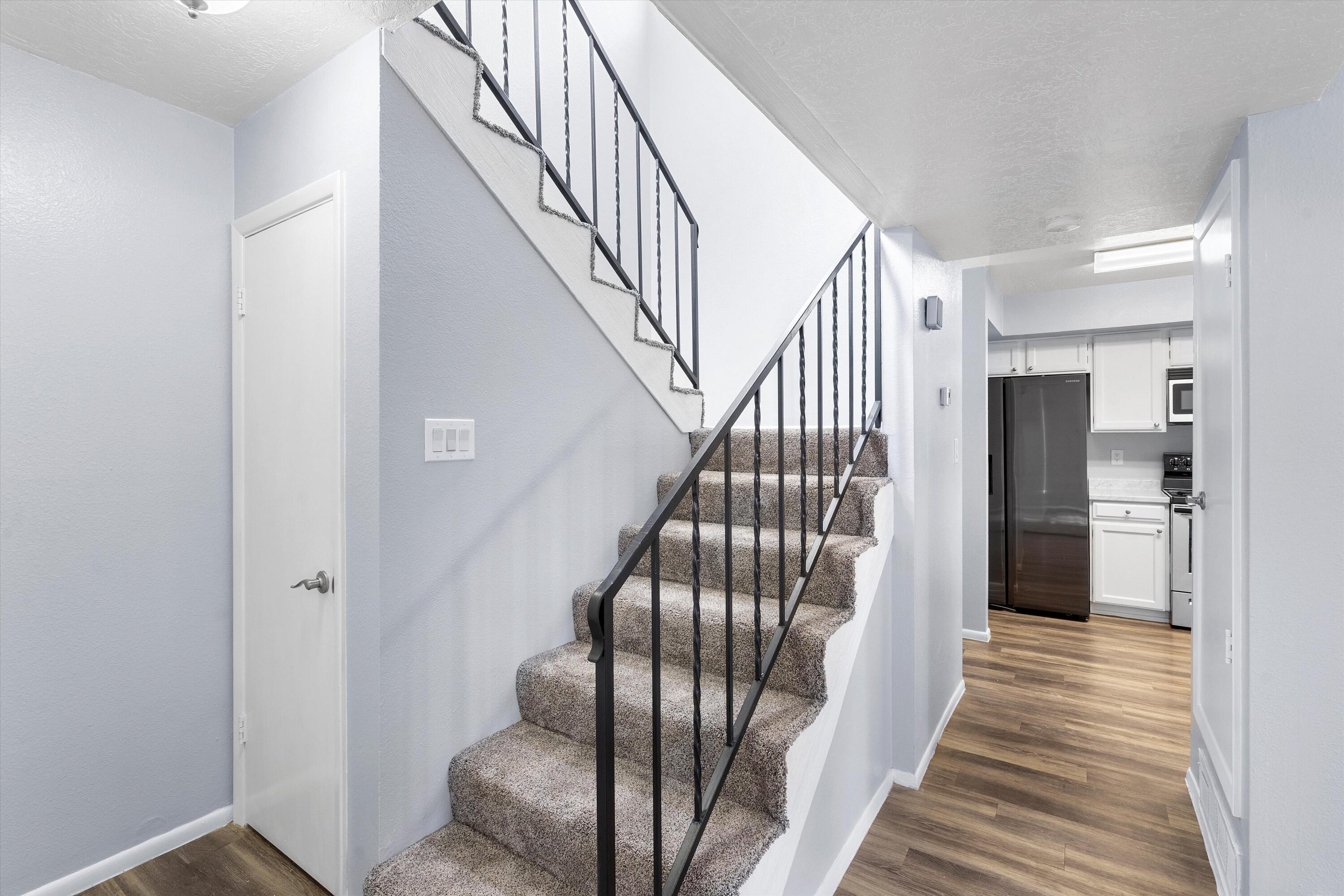 3 Calle De La Noche NE