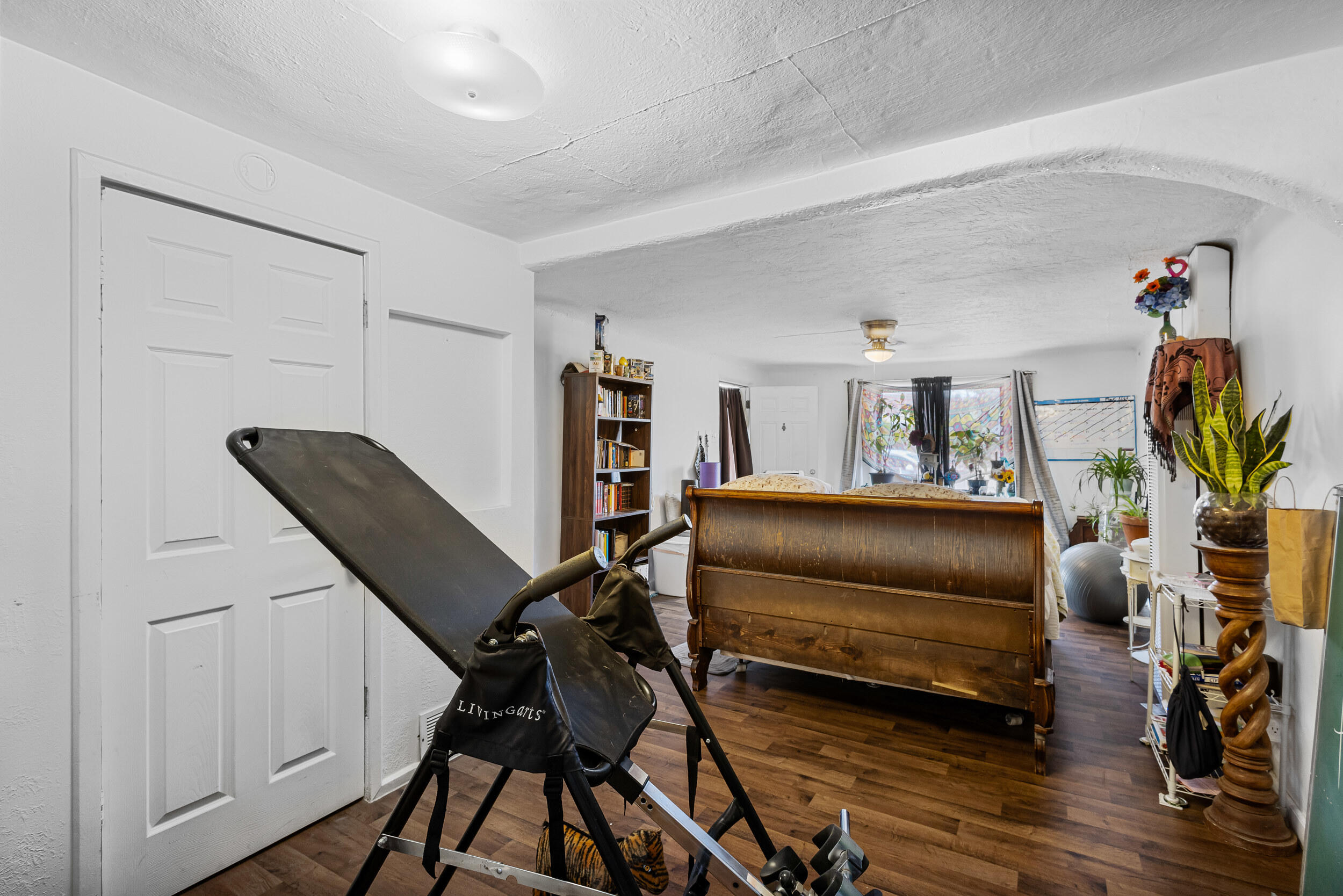 1239 Summer Avenue NW