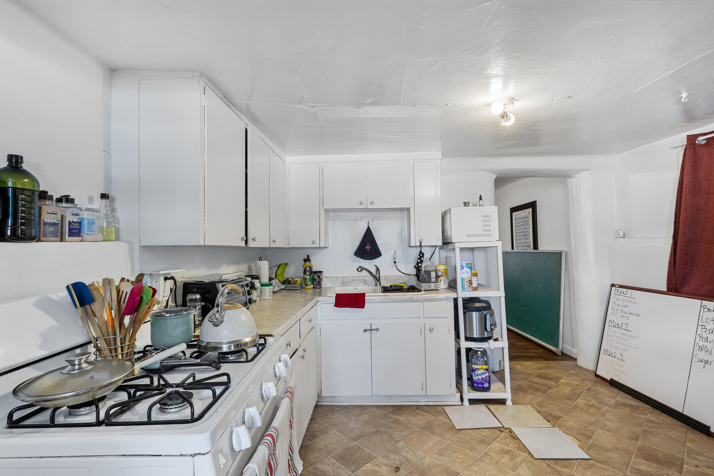 1239 Summer Avenue NW