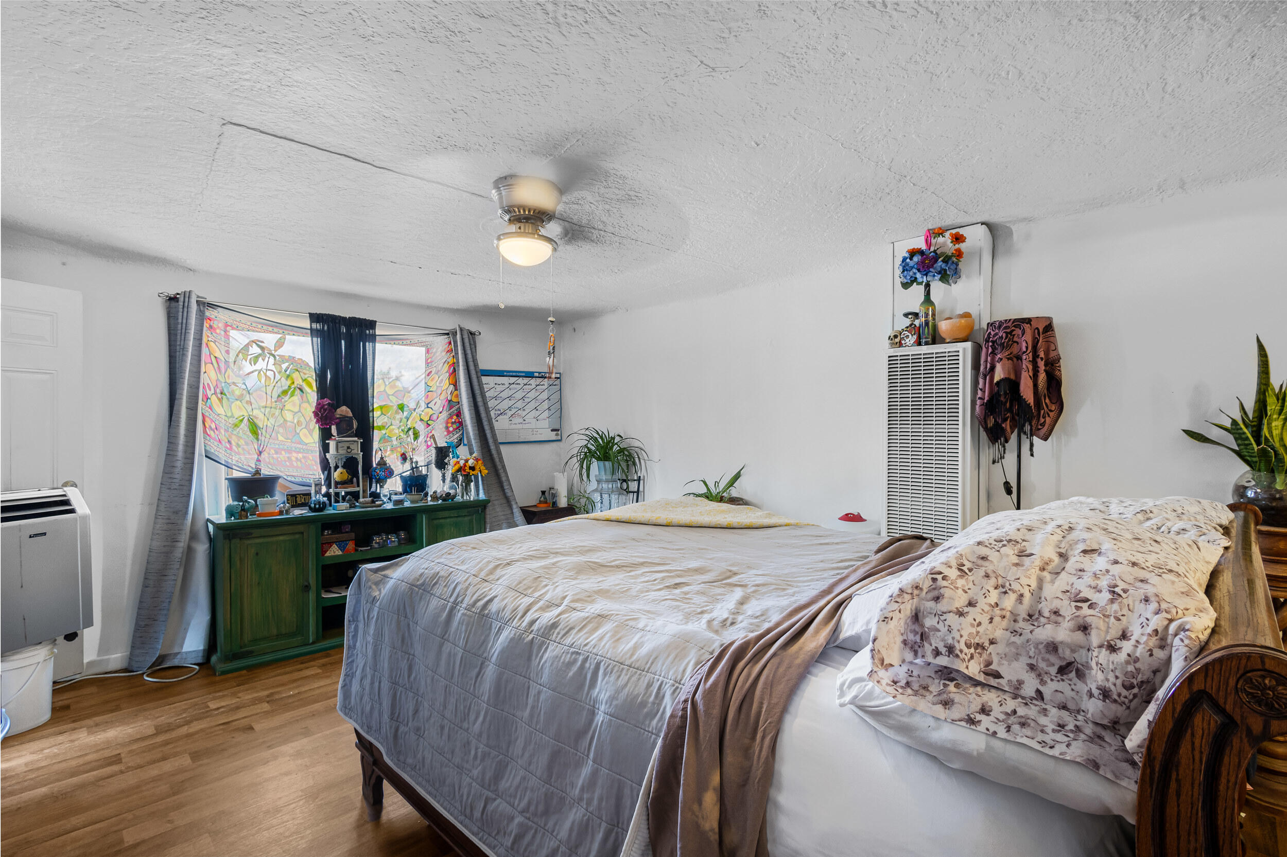 1239 Summer Avenue NW