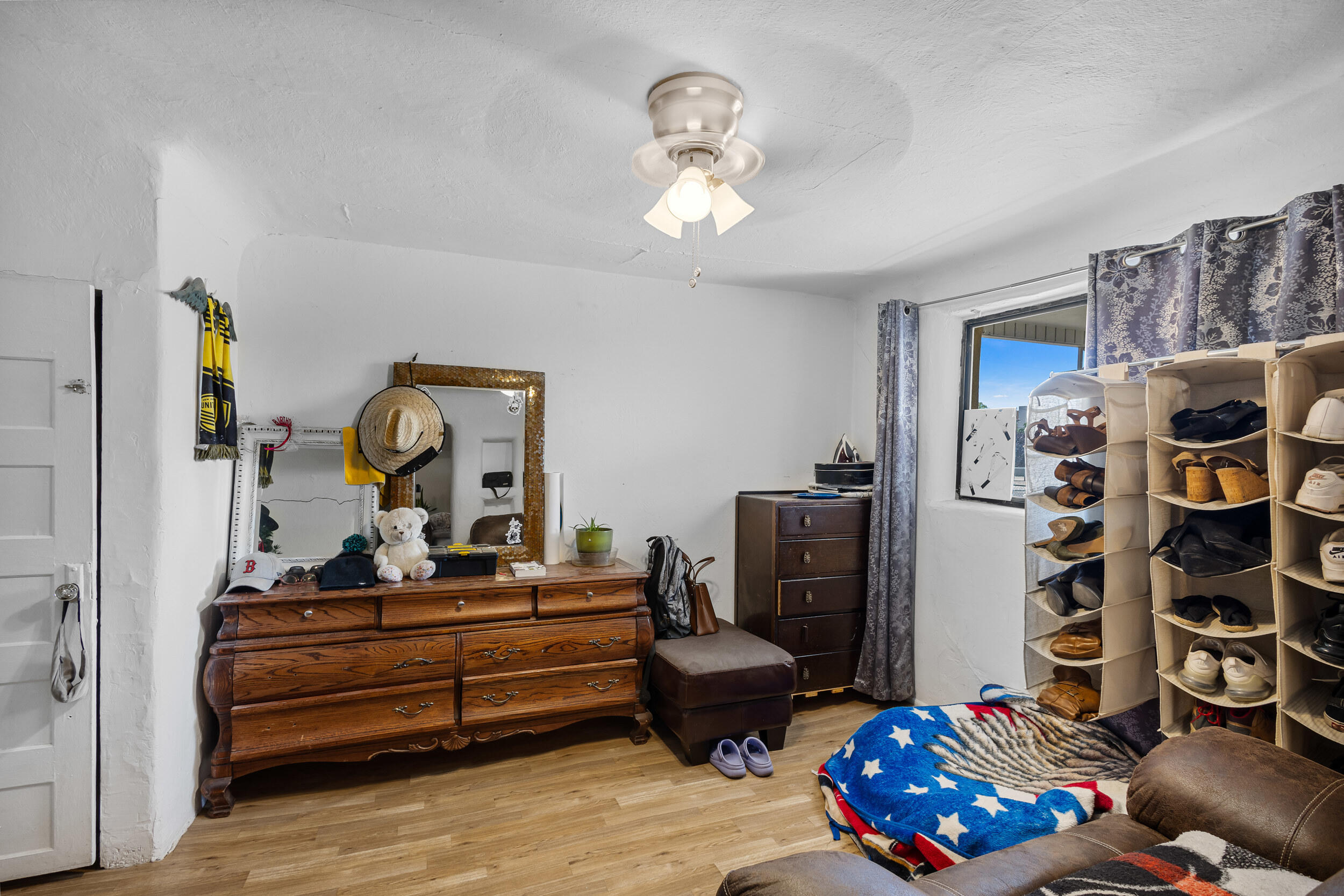 1239 Summer Avenue NW