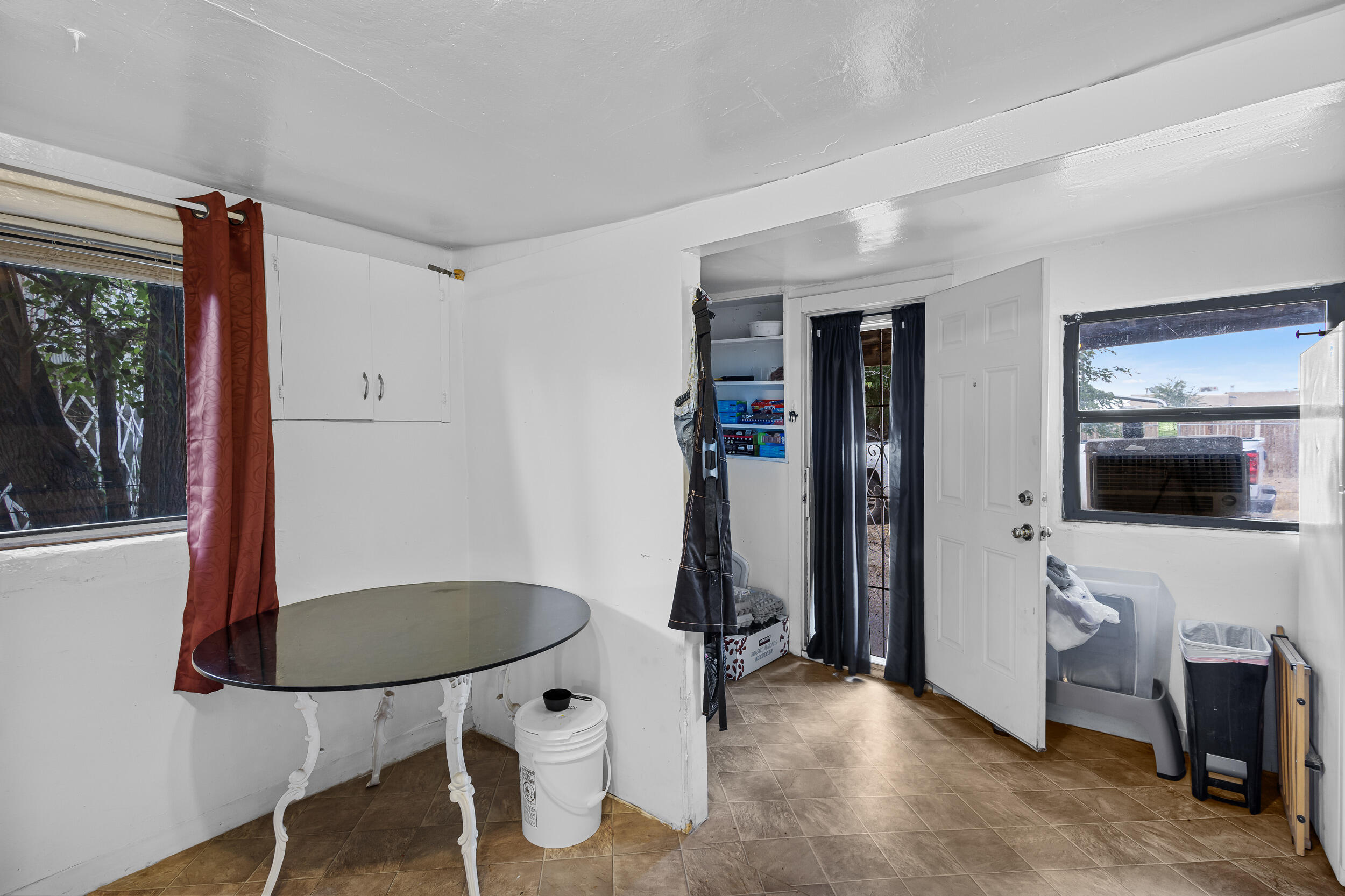 1239 Summer Avenue NW