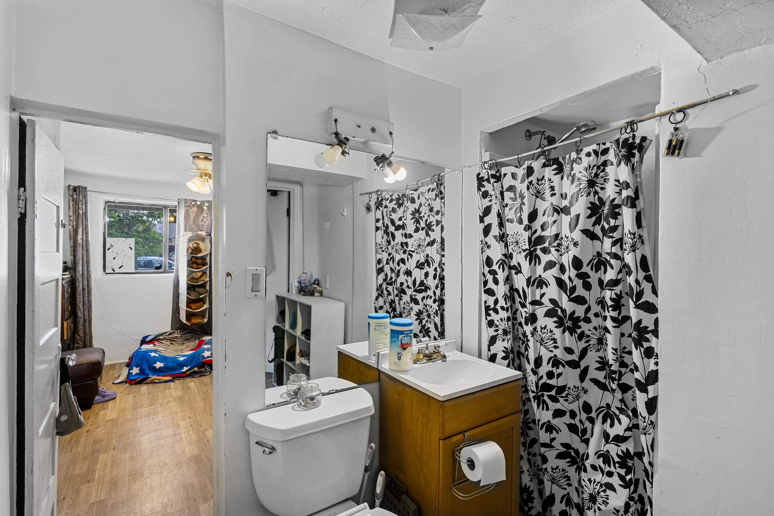 1239 Summer Avenue NW