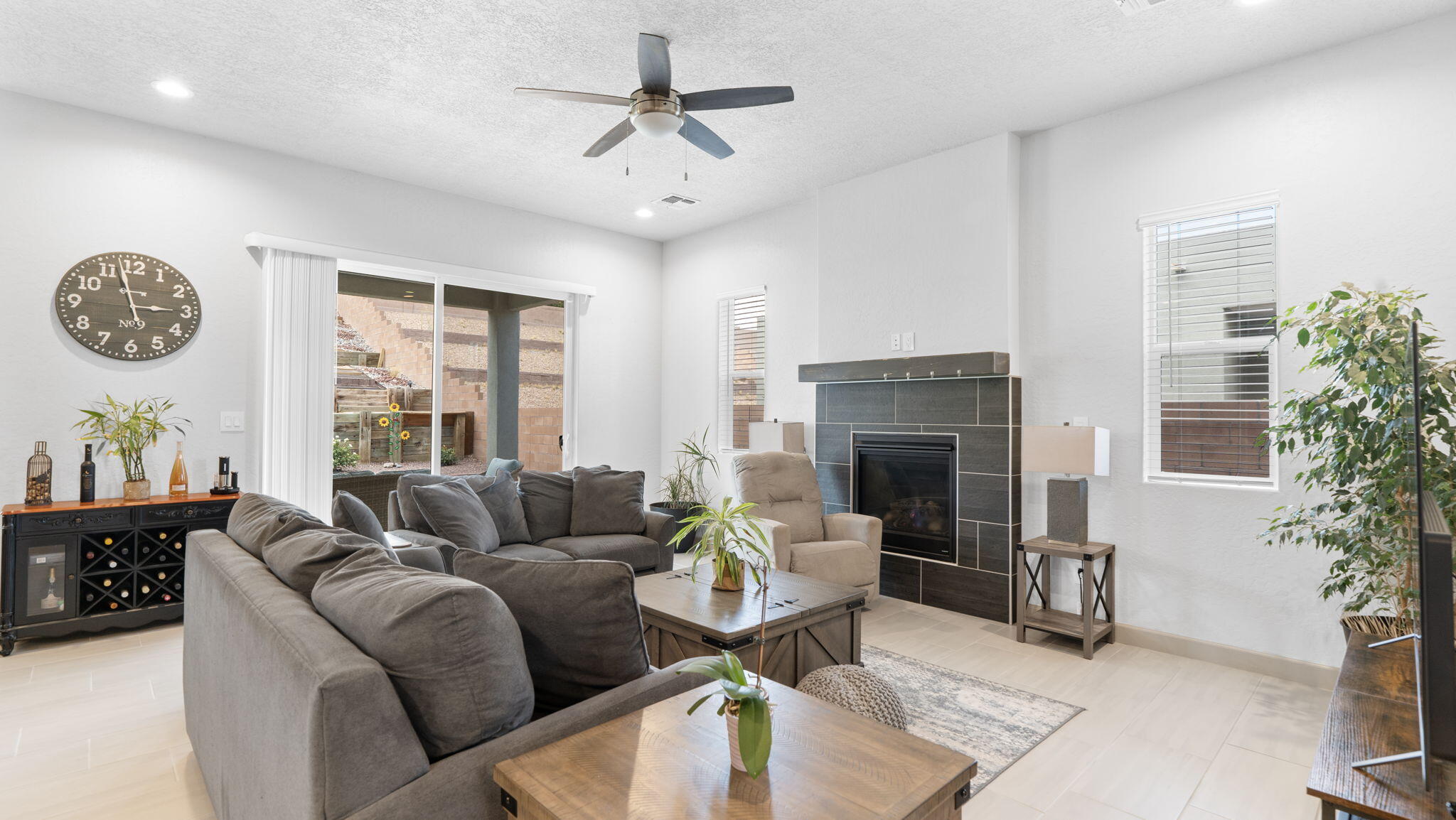 1657 Camino Culiacan SW