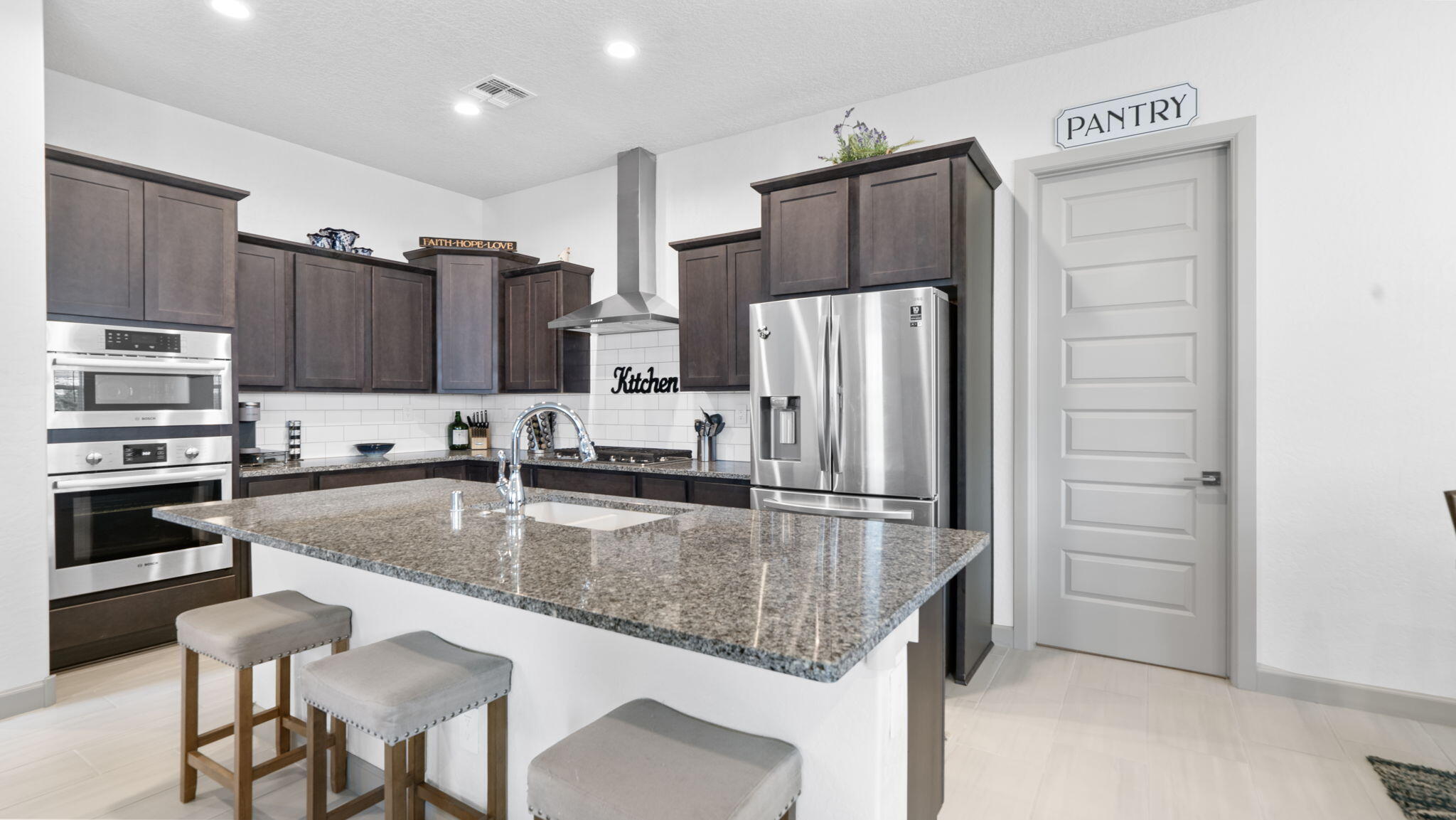 1657 Camino Culiacan SW