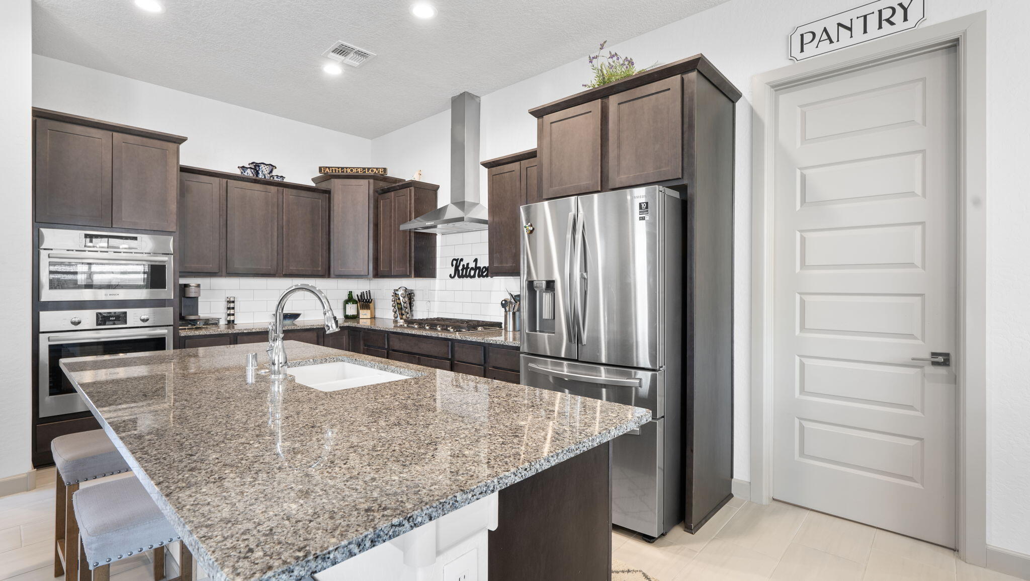 1657 Camino Culiacan SW