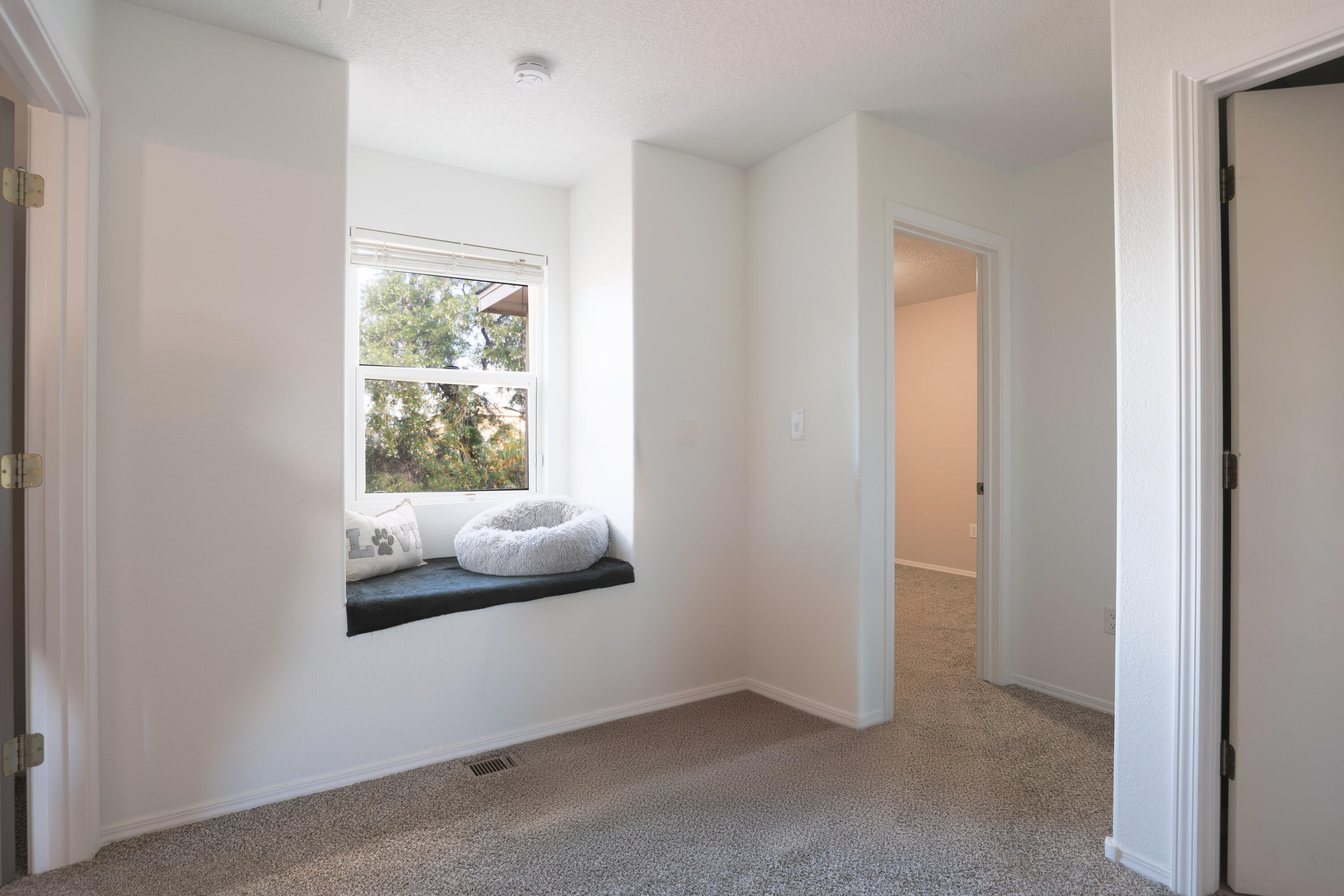 931 HAWK DRIVE Drive SW